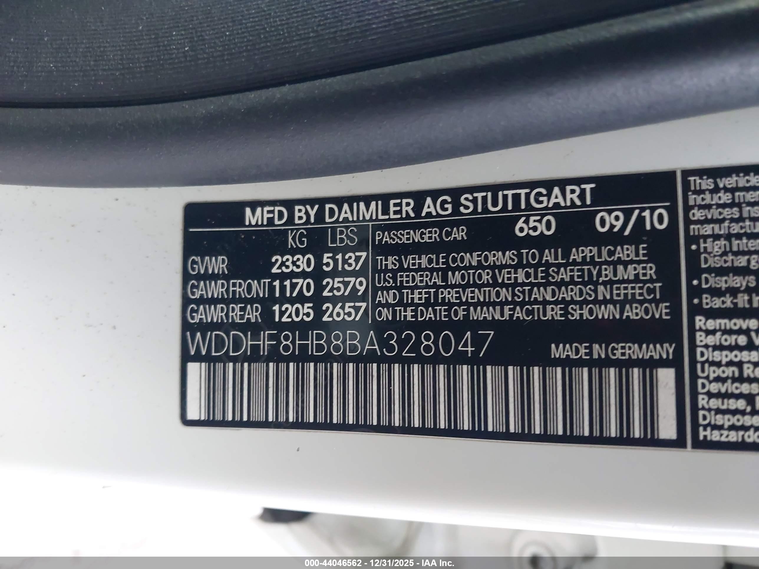 MERCEDES-BENZ E image 9
