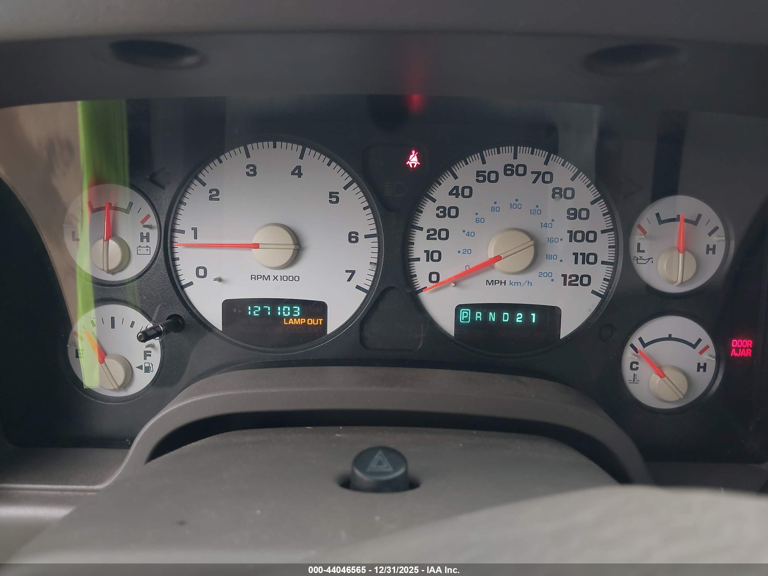 DODGE RAM image 7