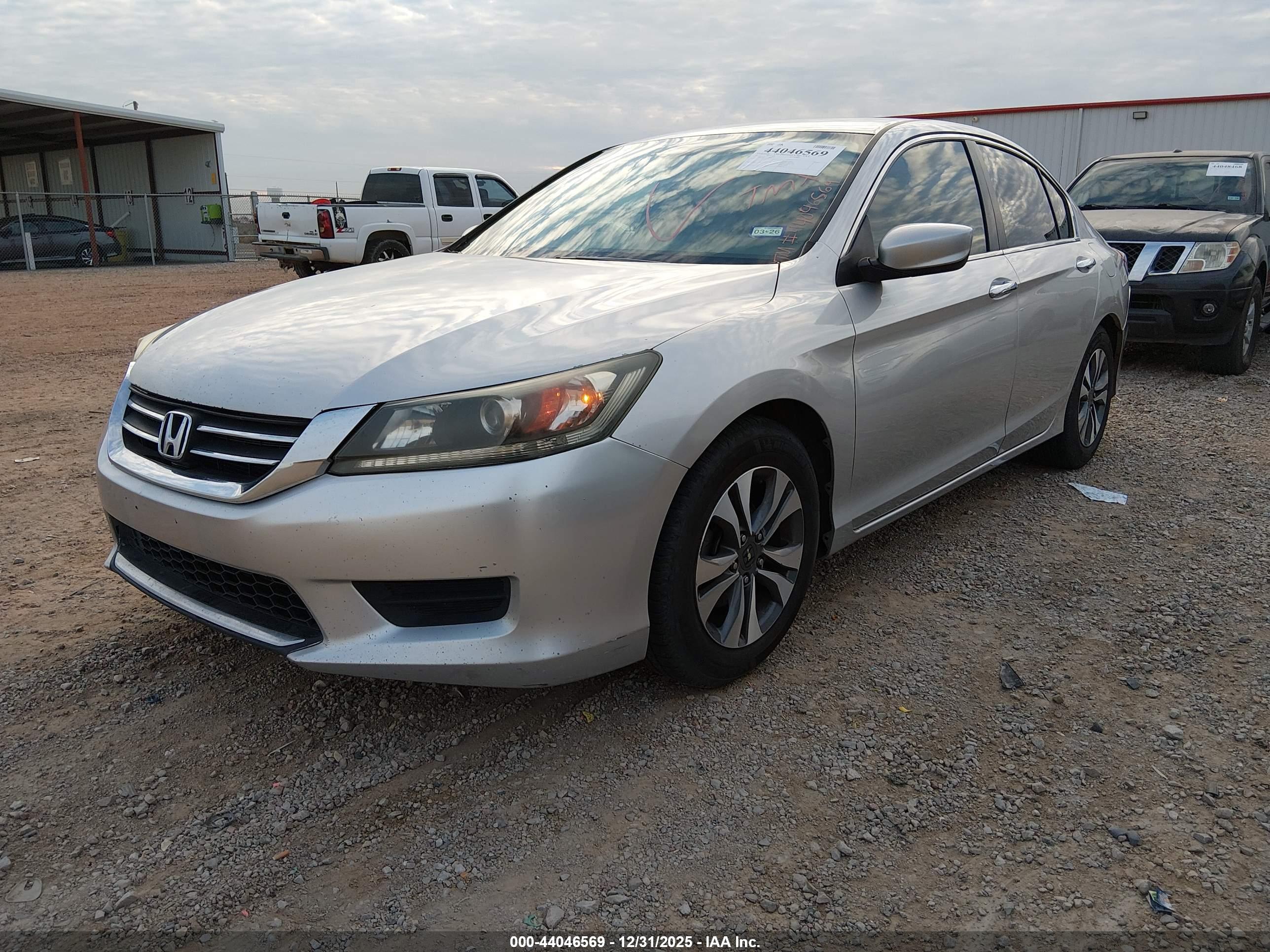 HONDA ACCORD image 2