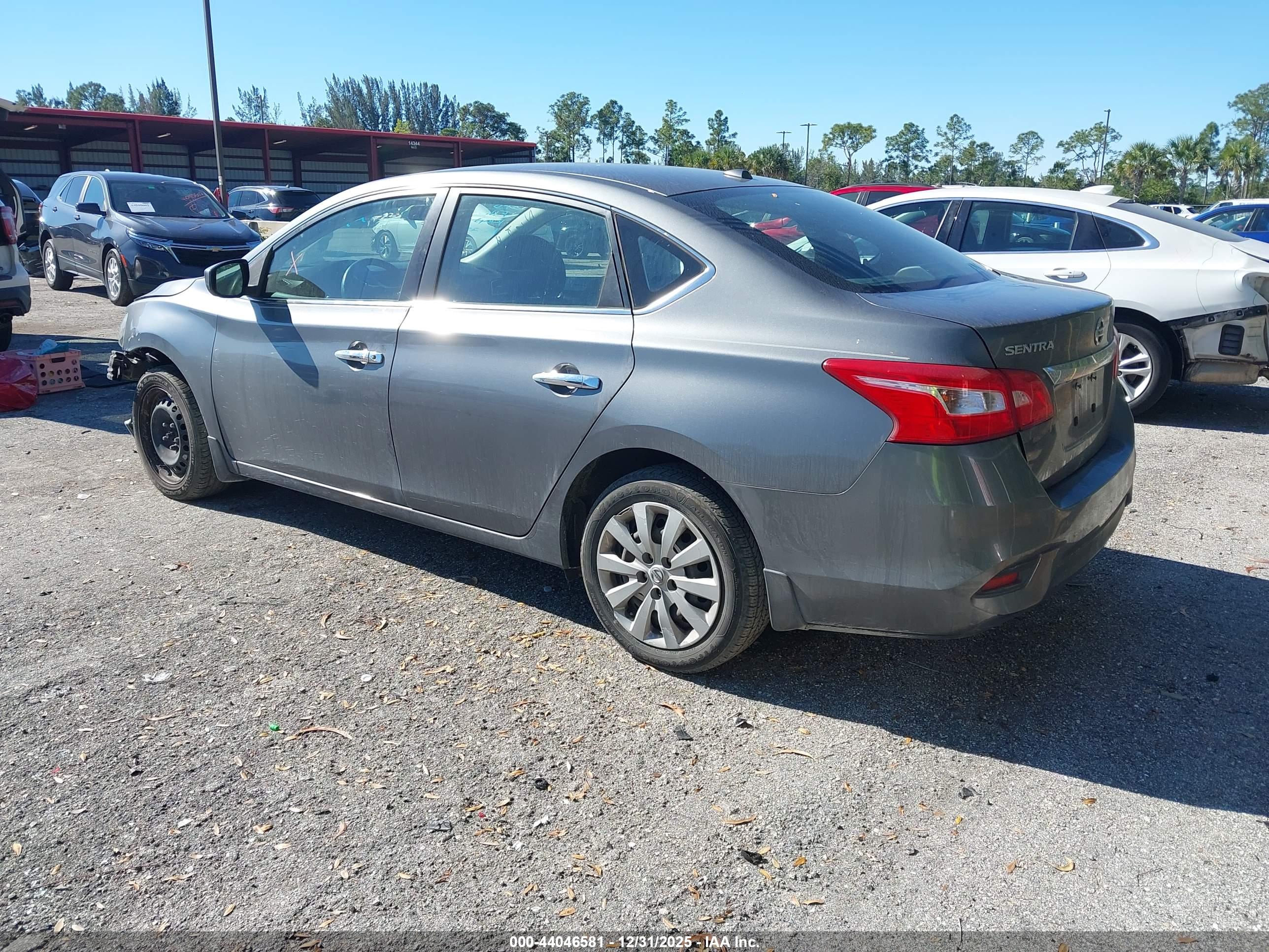 NISSAN SENTRA image 3