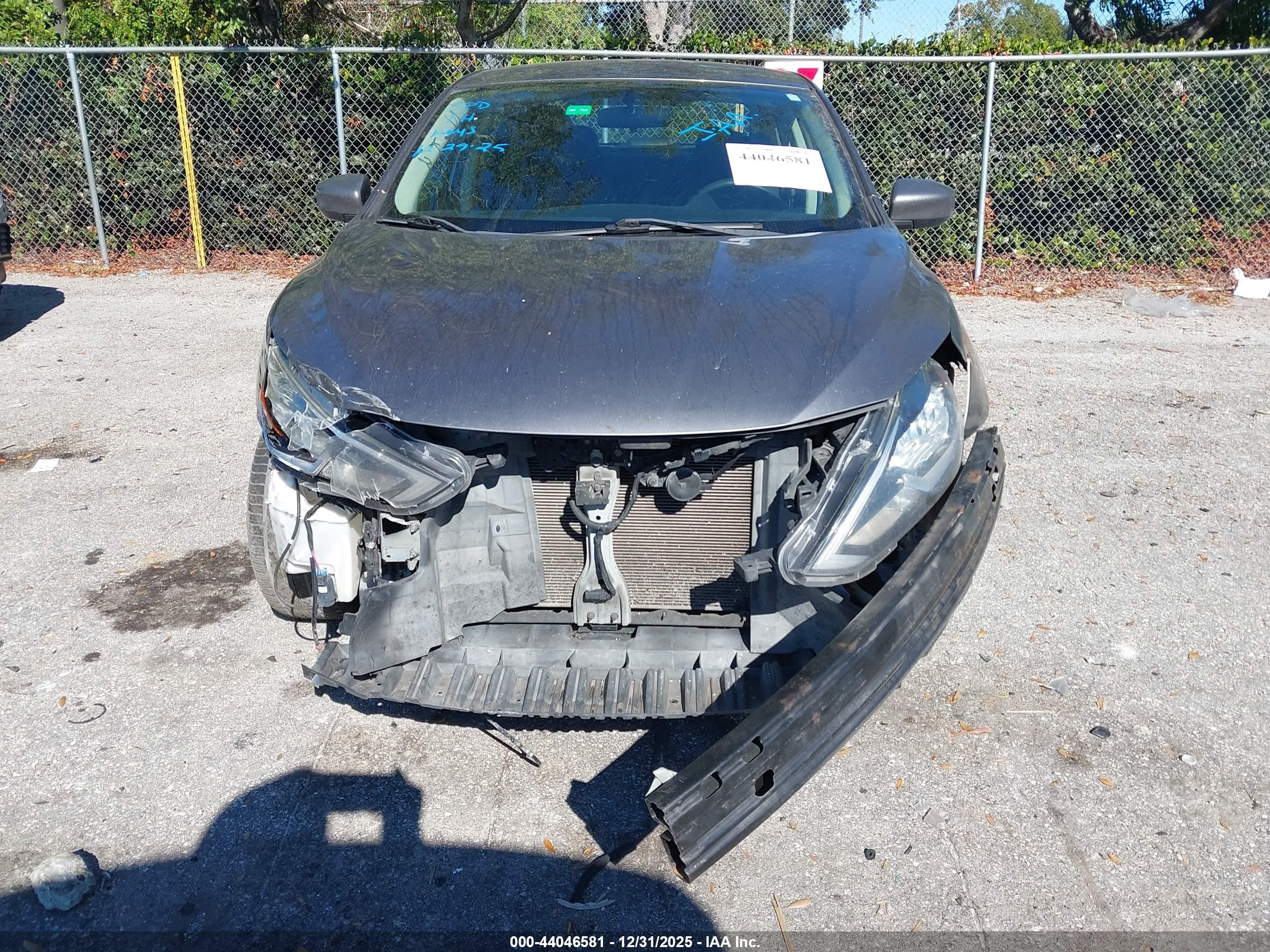 NISSAN SENTRA image 6