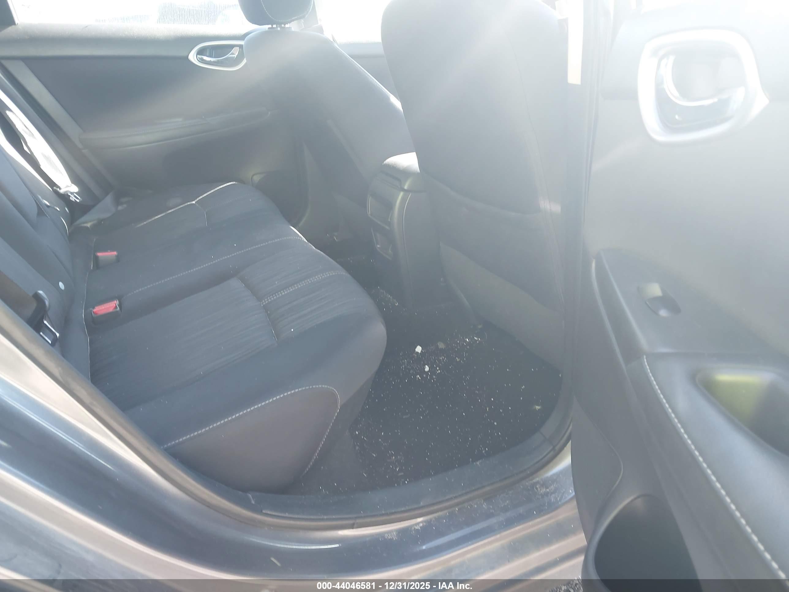 NISSAN SENTRA image 8