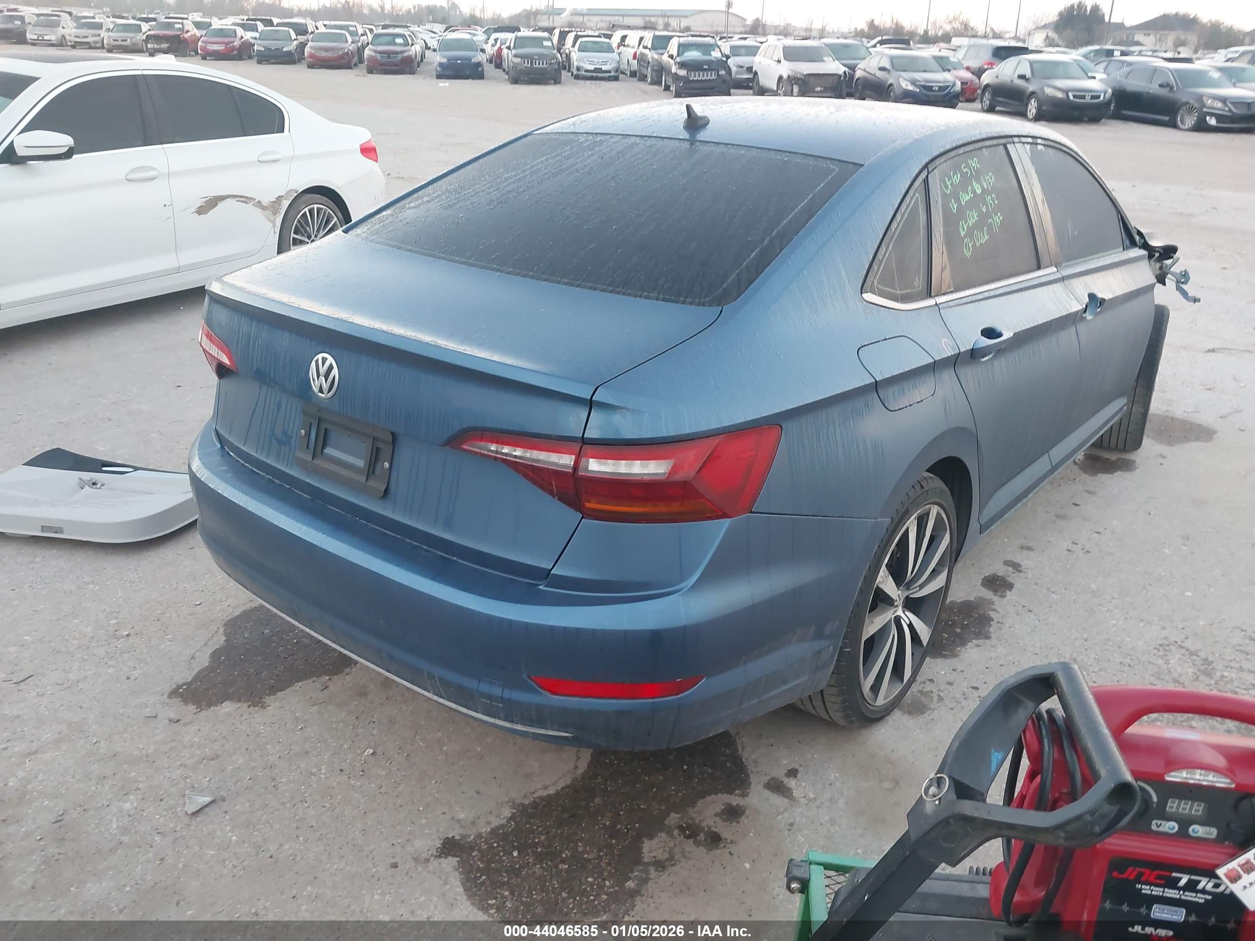 VOLKSWAGEN JETTA image 4