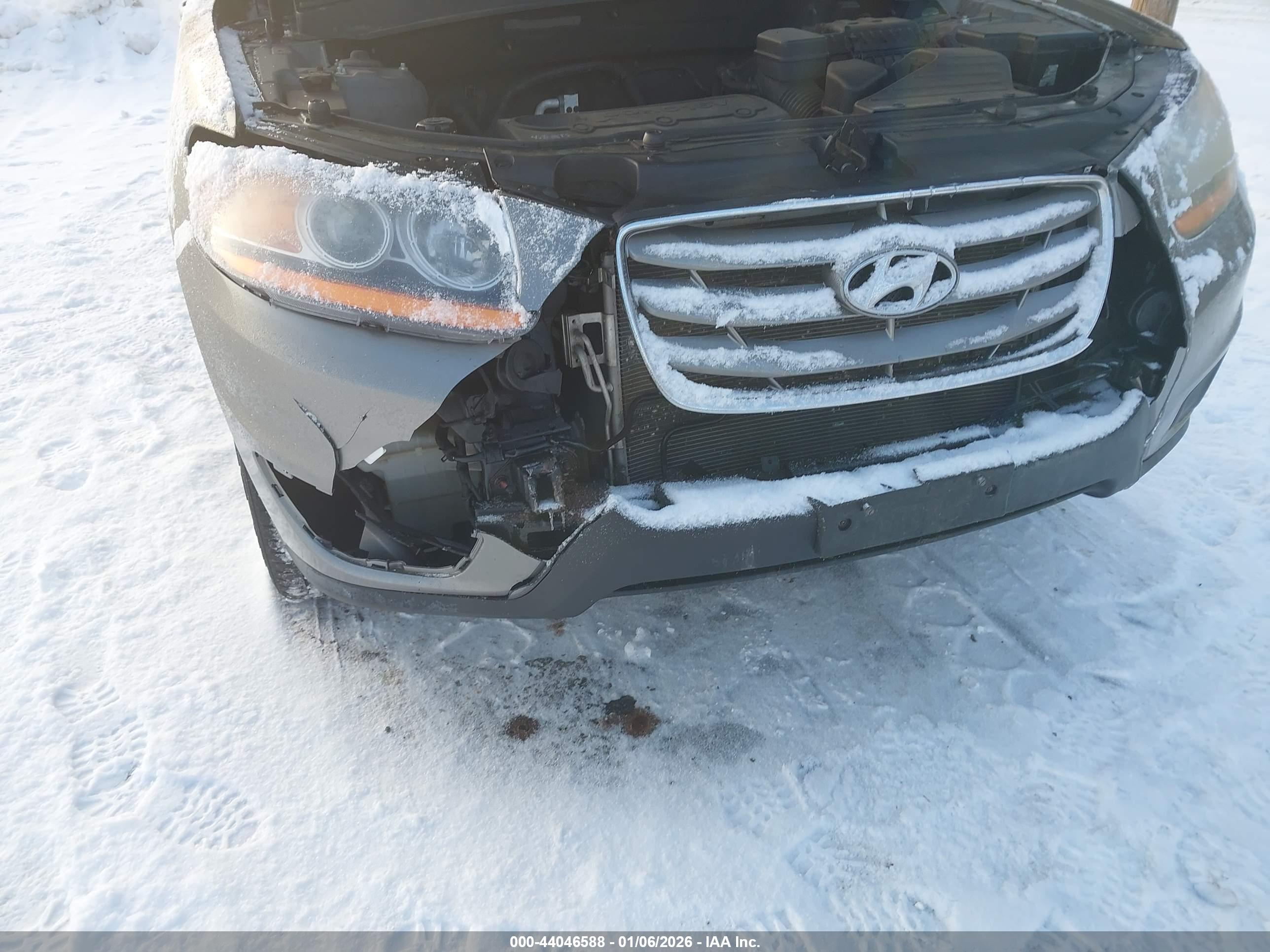 HYUNDAI SANTA image 6