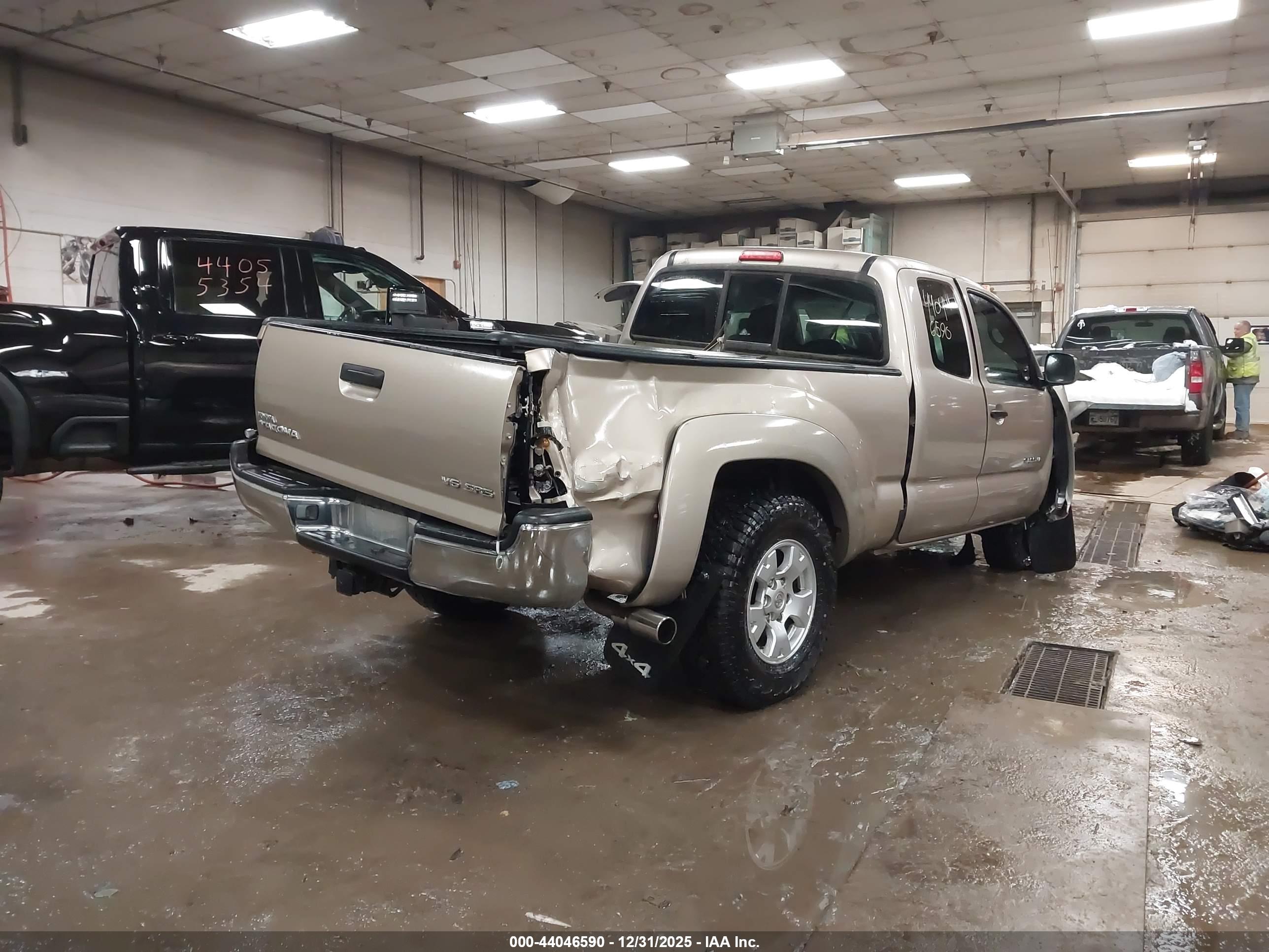 TOYOTA TACOMA image 4
