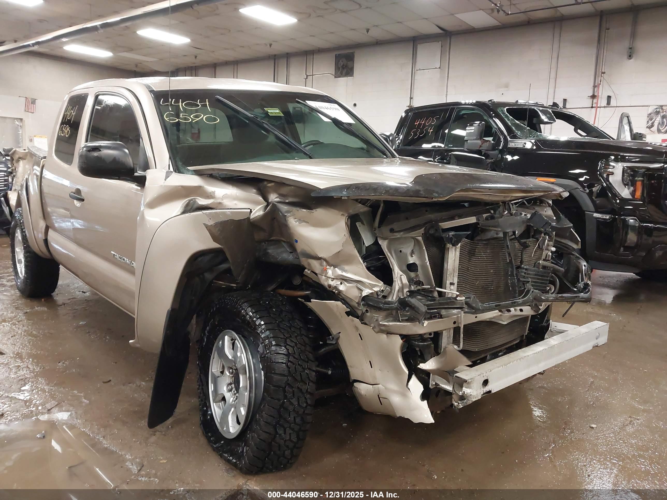 TOYOTA TACOMA image 6