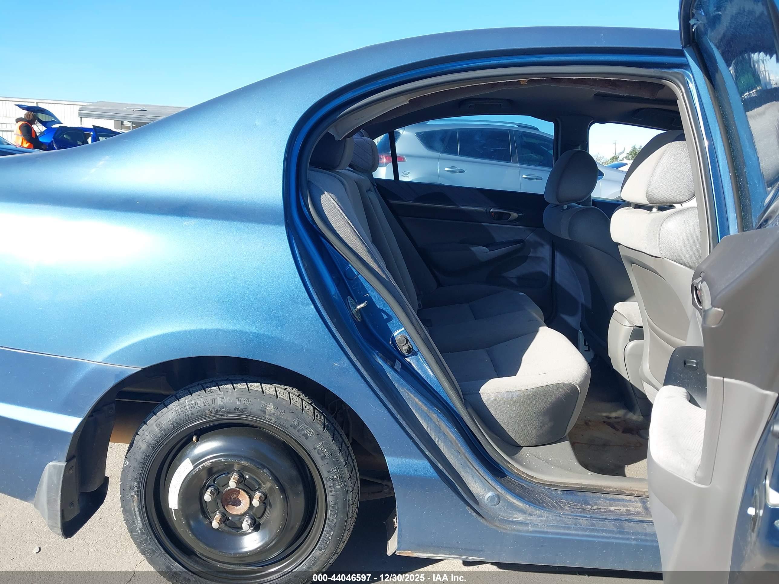 HONDA CIVIC image 8