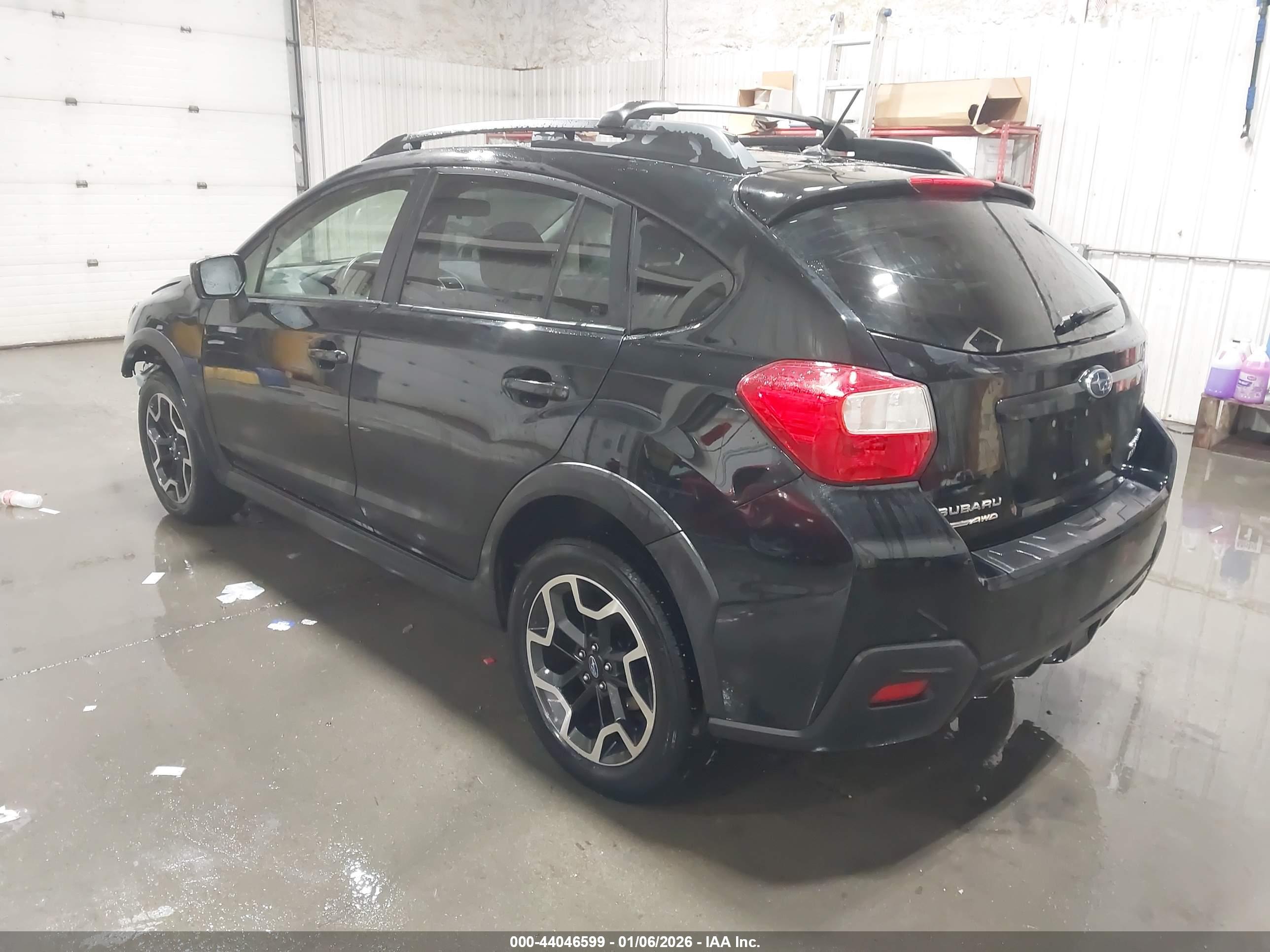 SUBARU CROSSTREK image 3