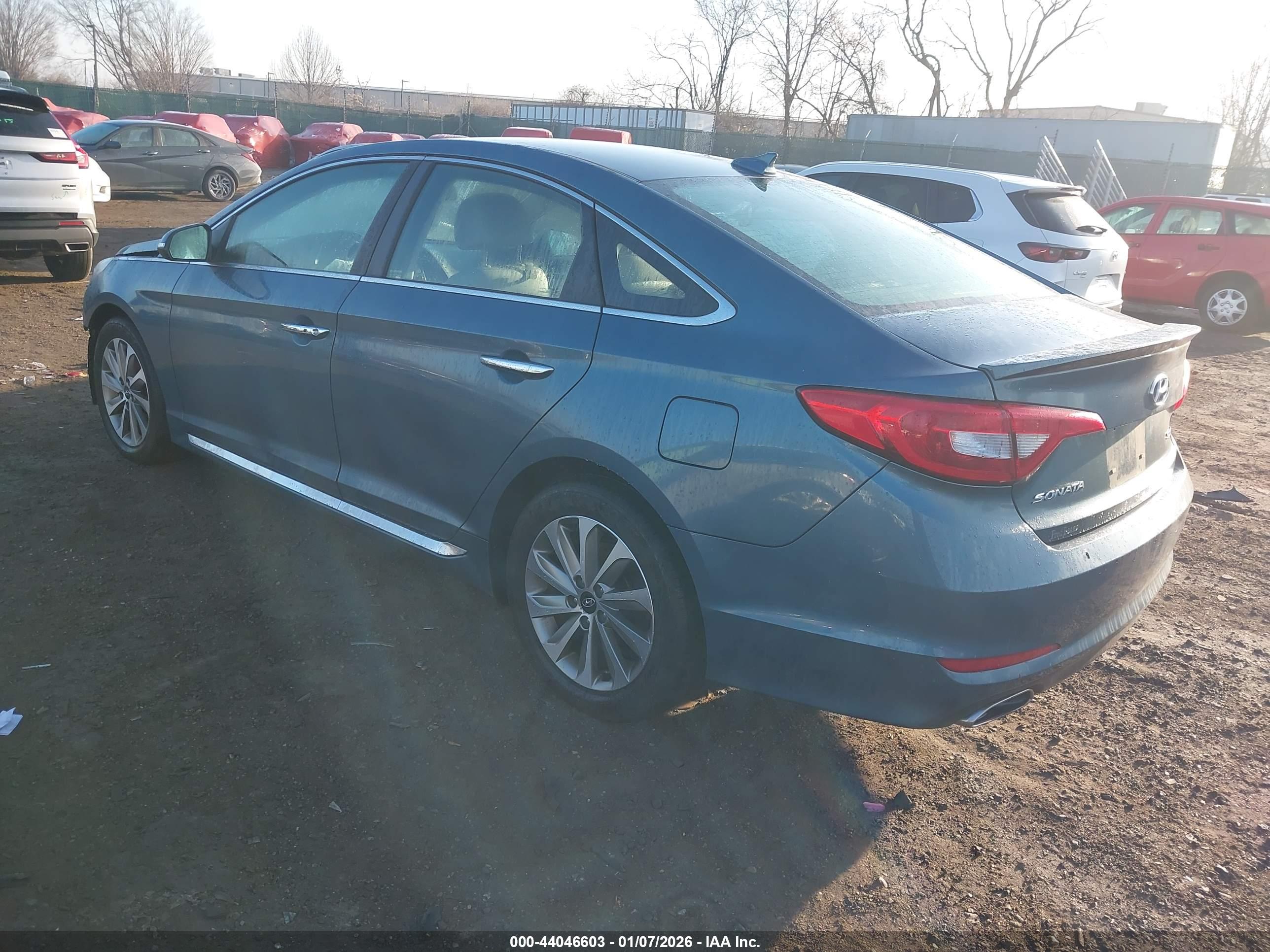 HYUNDAI SONATA image 3