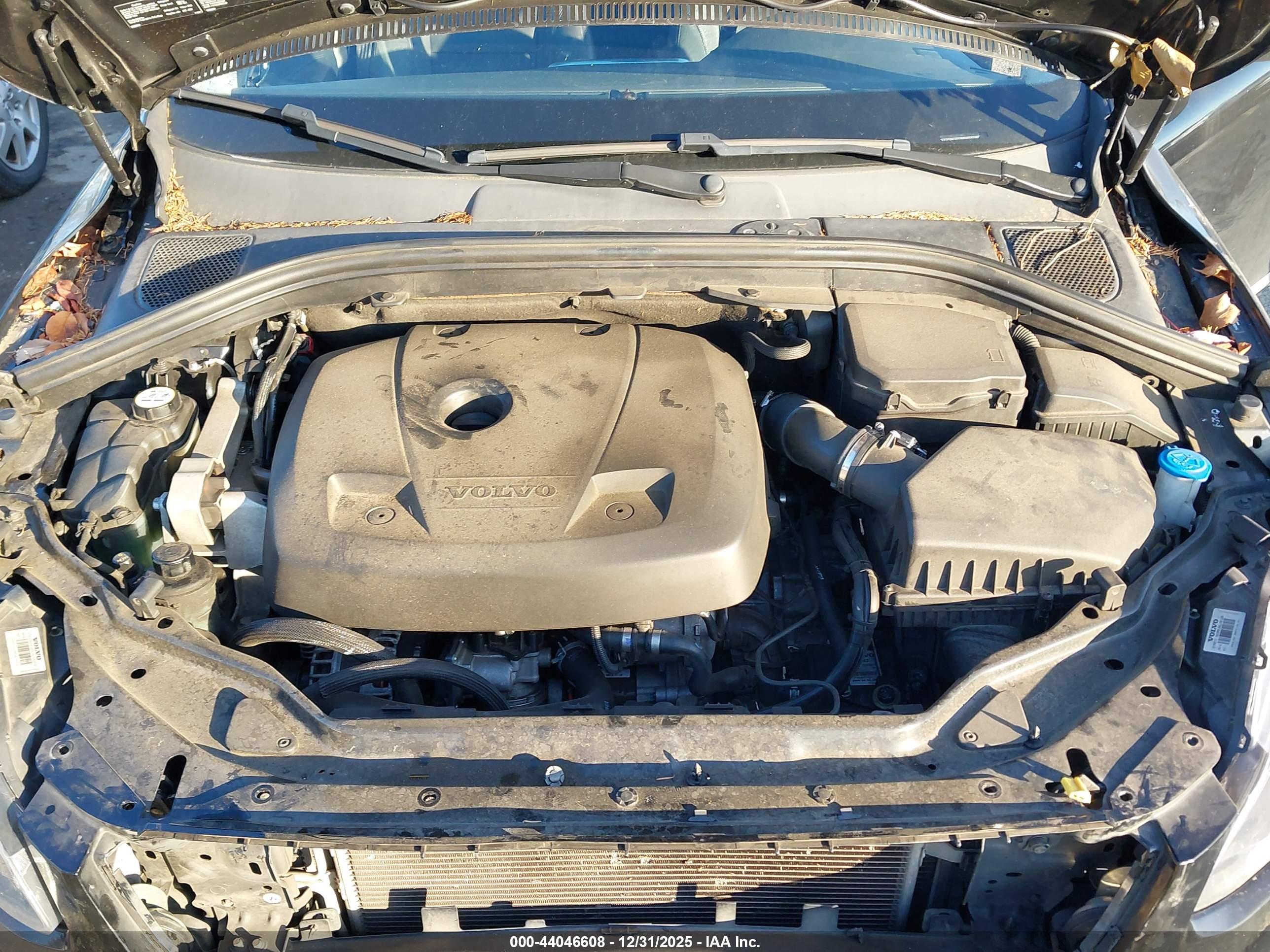 VOLVO XC60 image 10