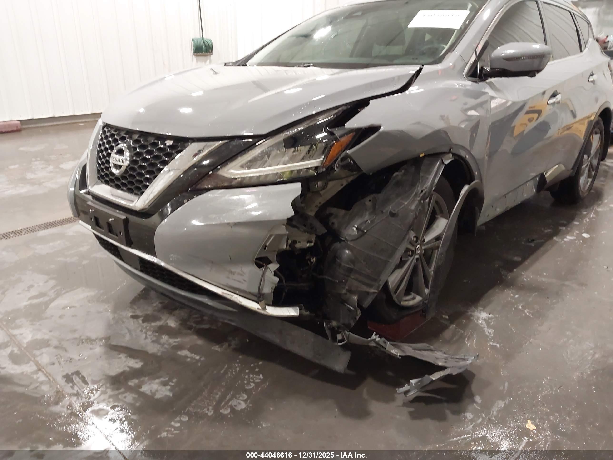 NISSAN MURANO image 6