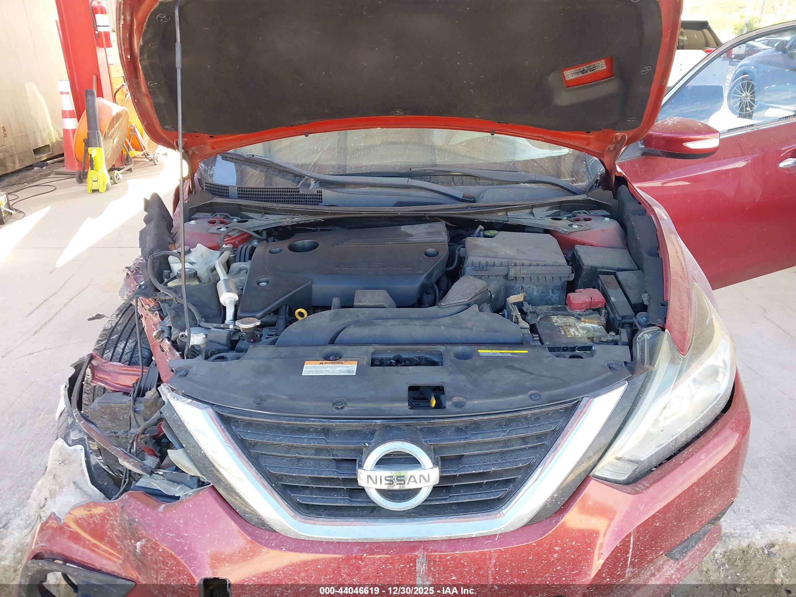 NISSAN ALTIMA image 10