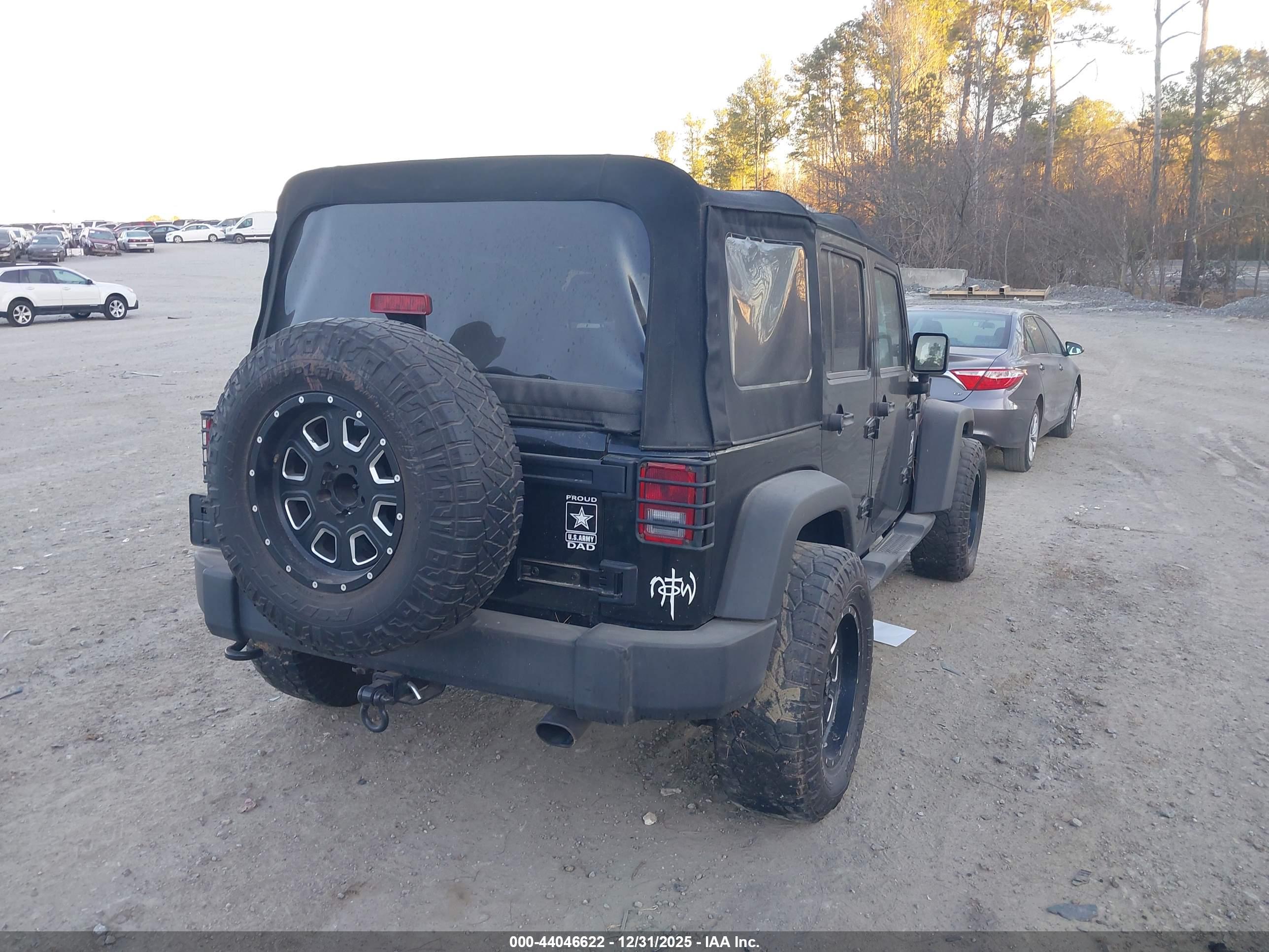 JEEP WRANGLER image 4