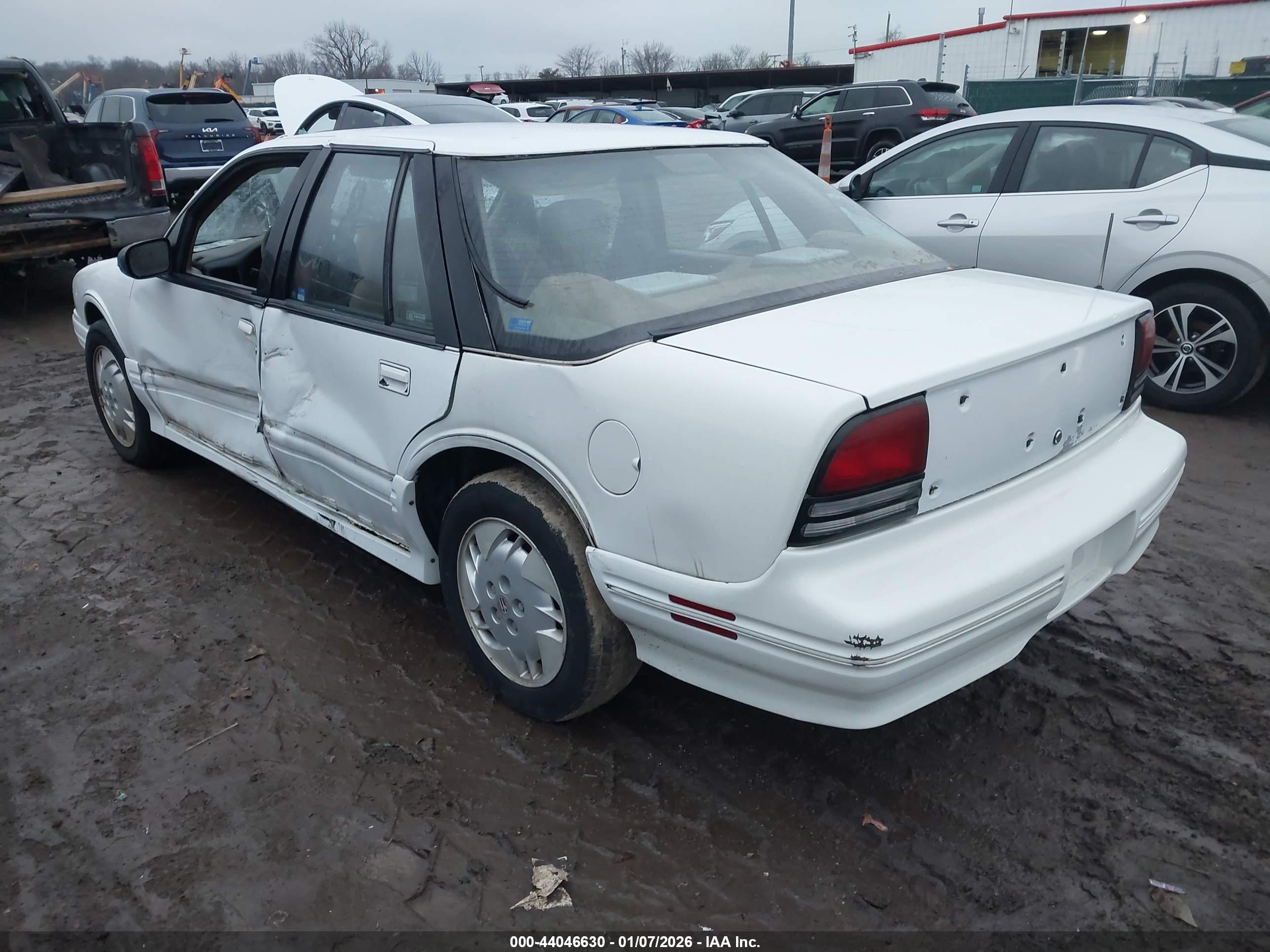 OLDSMOBILE CUTLASS image 3