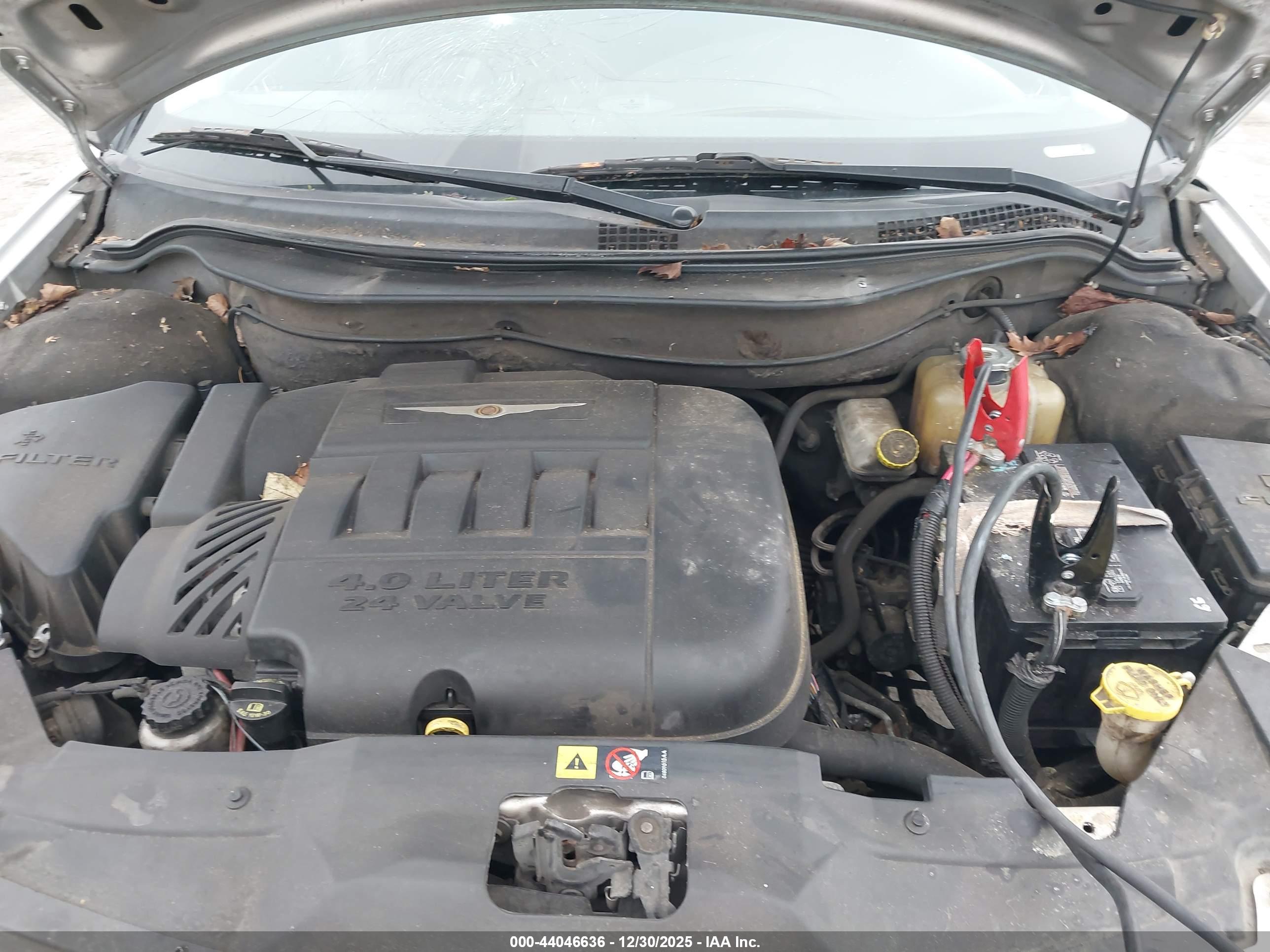 CHRYSLER PACIFICA image 10