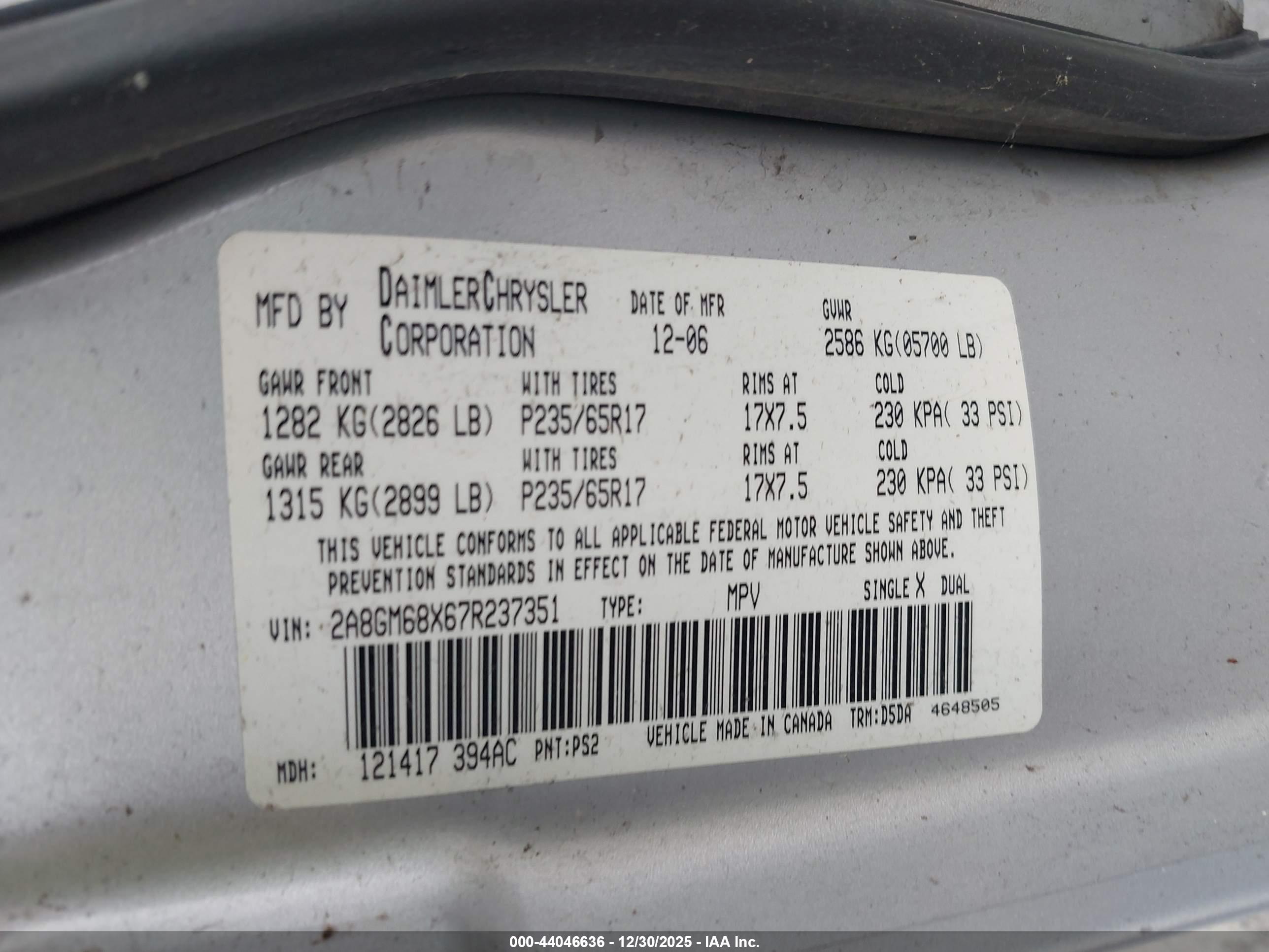 CHRYSLER PACIFICA image 9