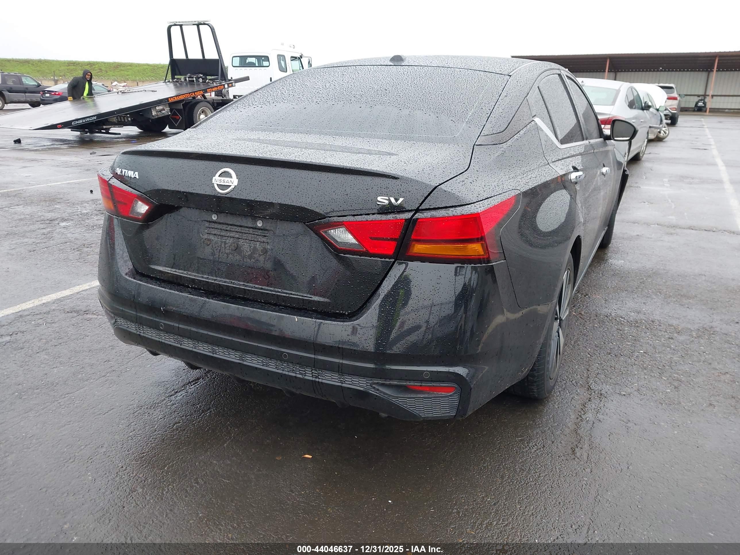 NISSAN ALTIMA image 4