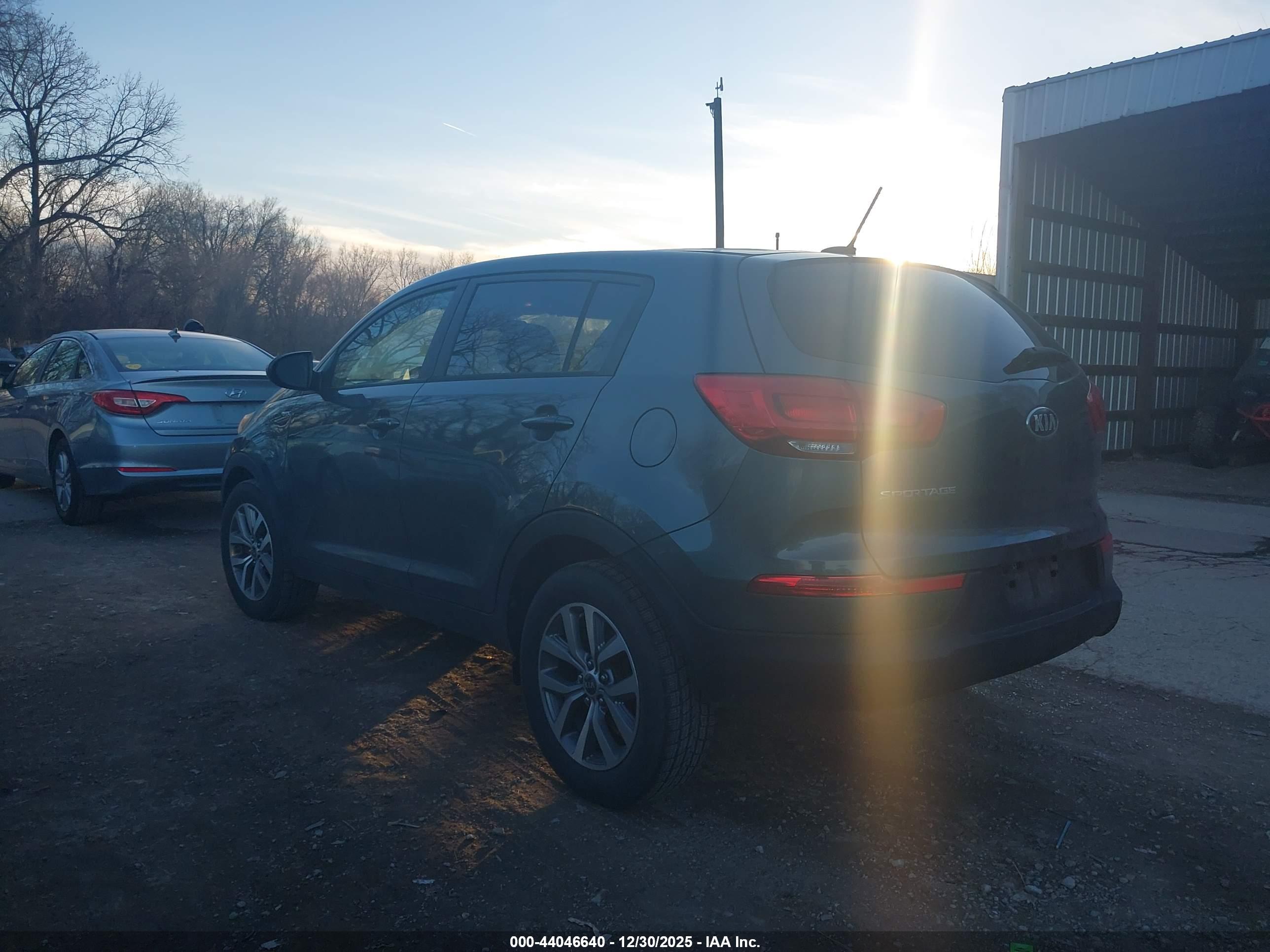 KIA SPORTAGE image 3
