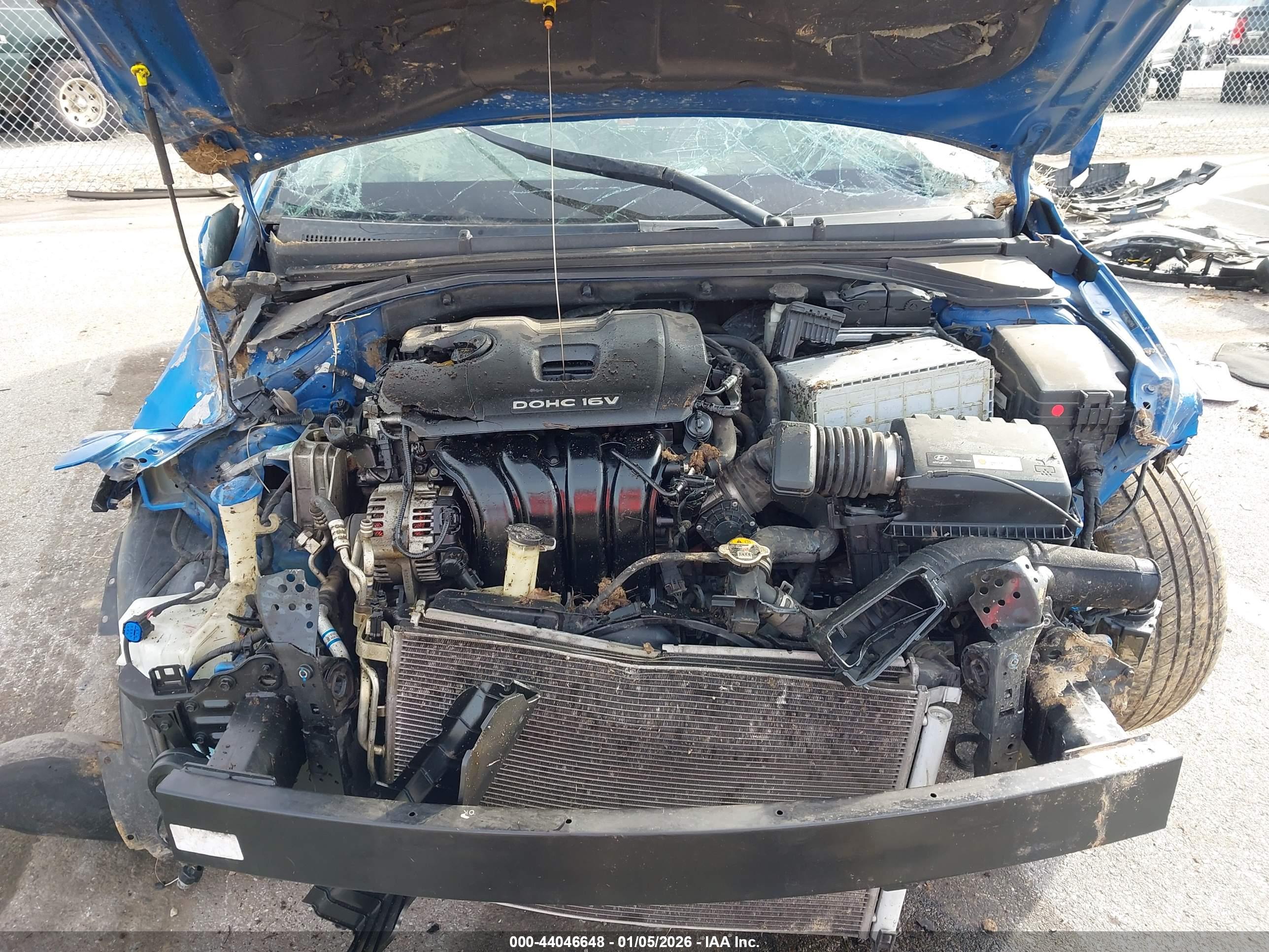 HYUNDAI ELANTRA image 10