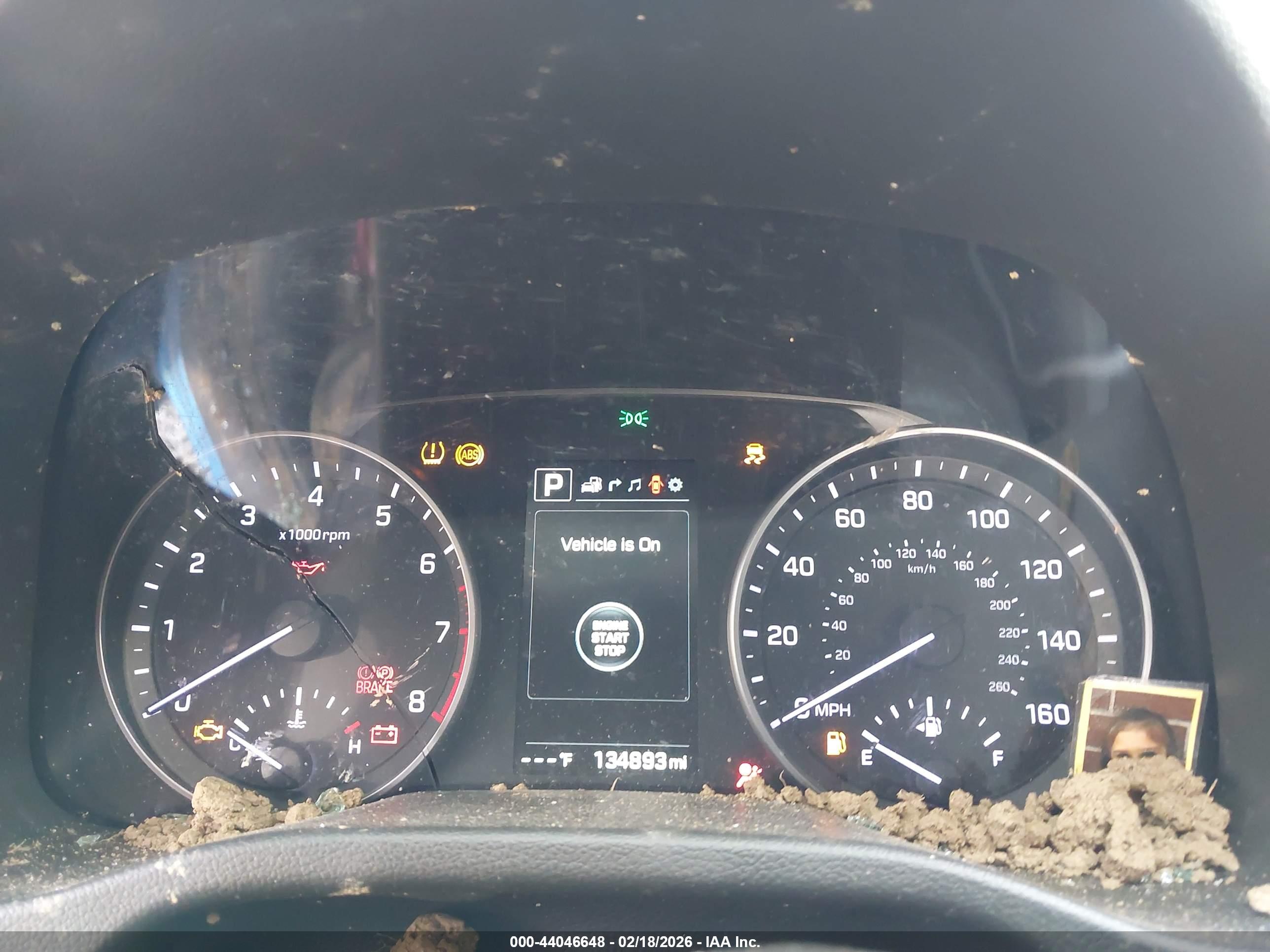 HYUNDAI ELANTRA image 7