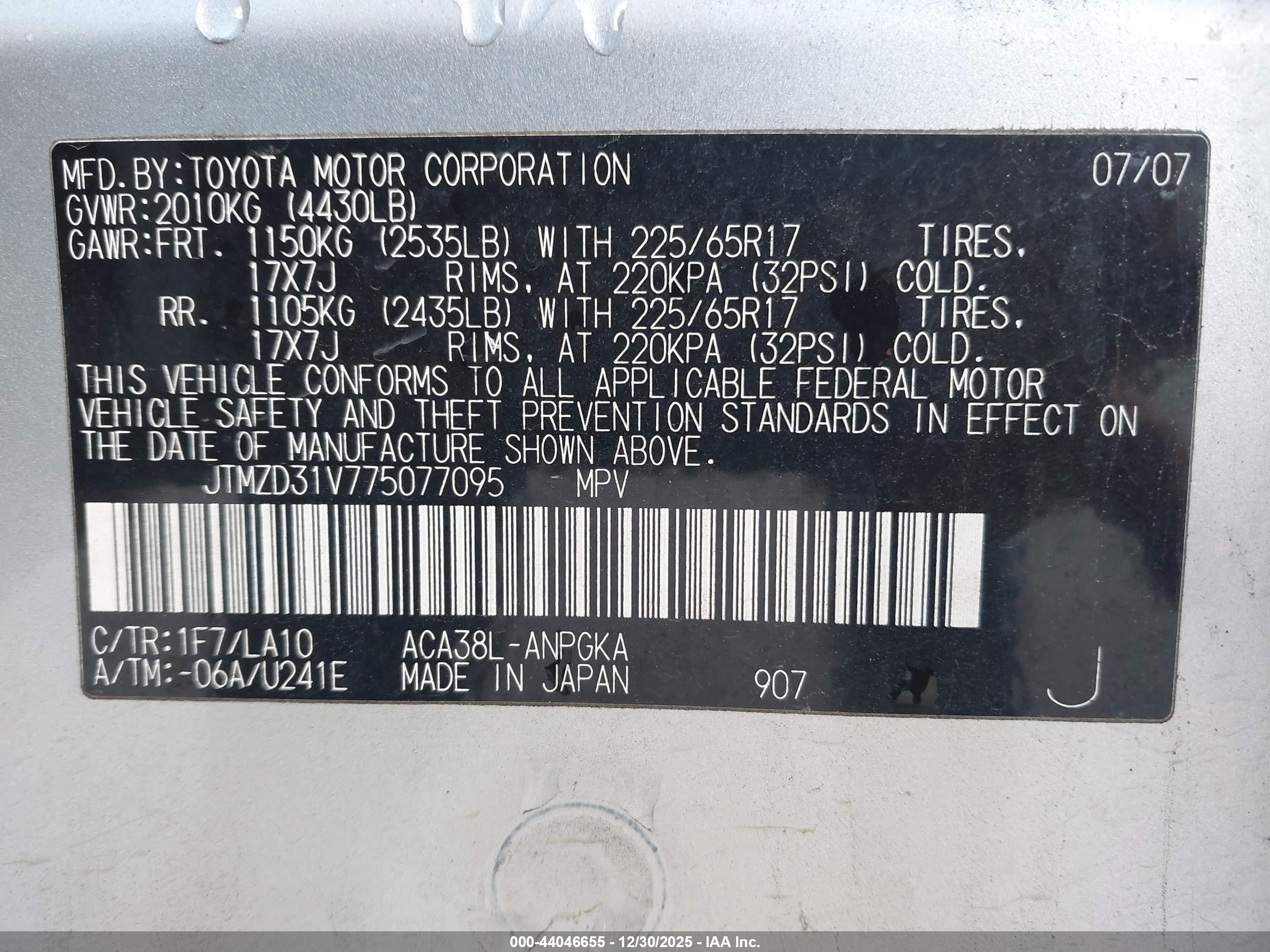 TOYOTA RAV4 image 9