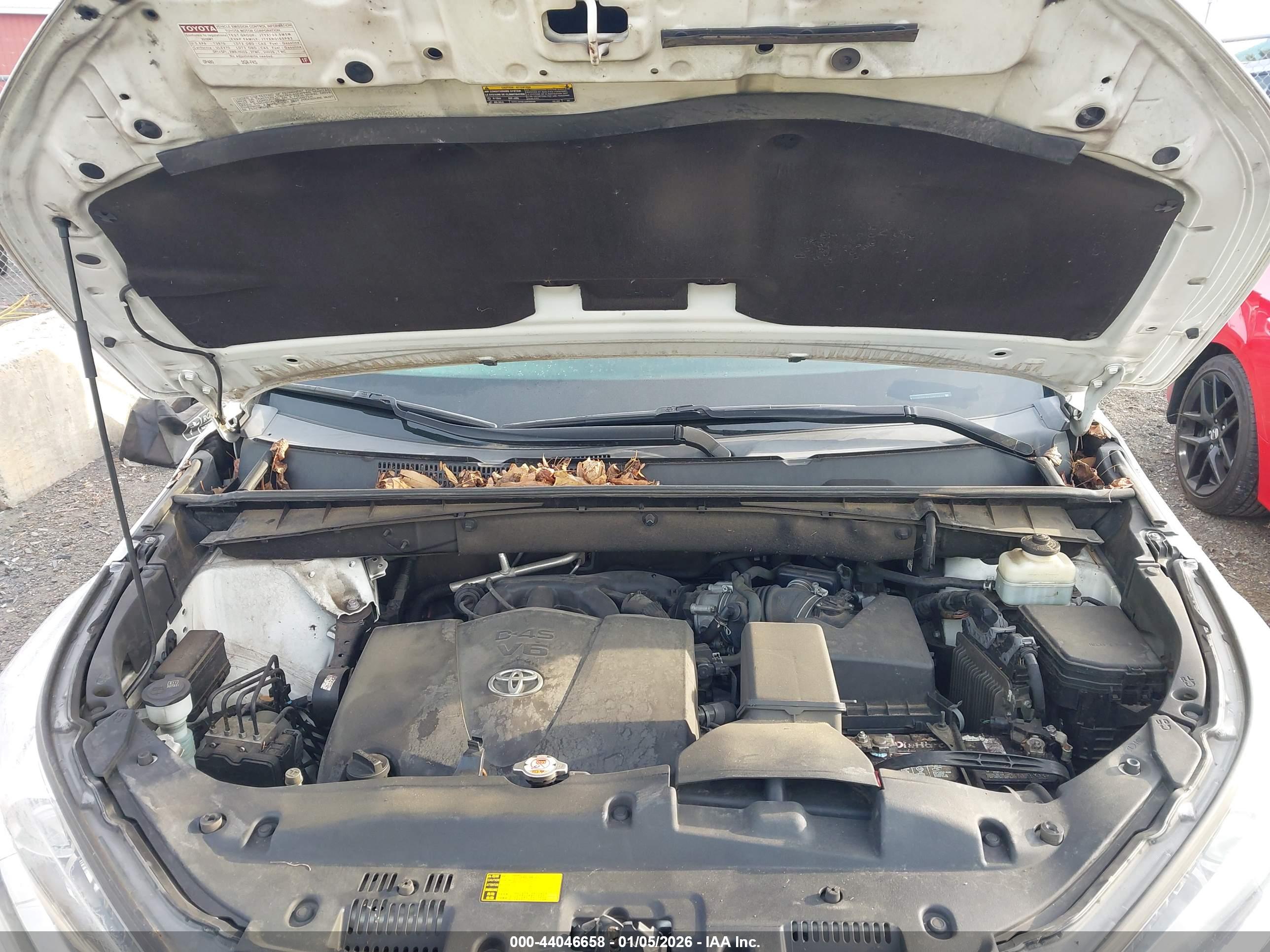 TOYOTA HIGHLANDER image 10