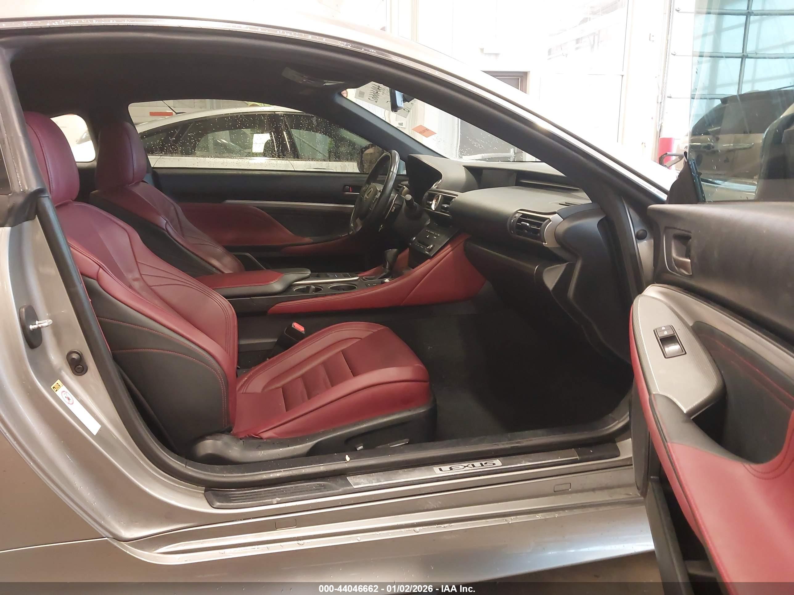 LEXUS RC image 5