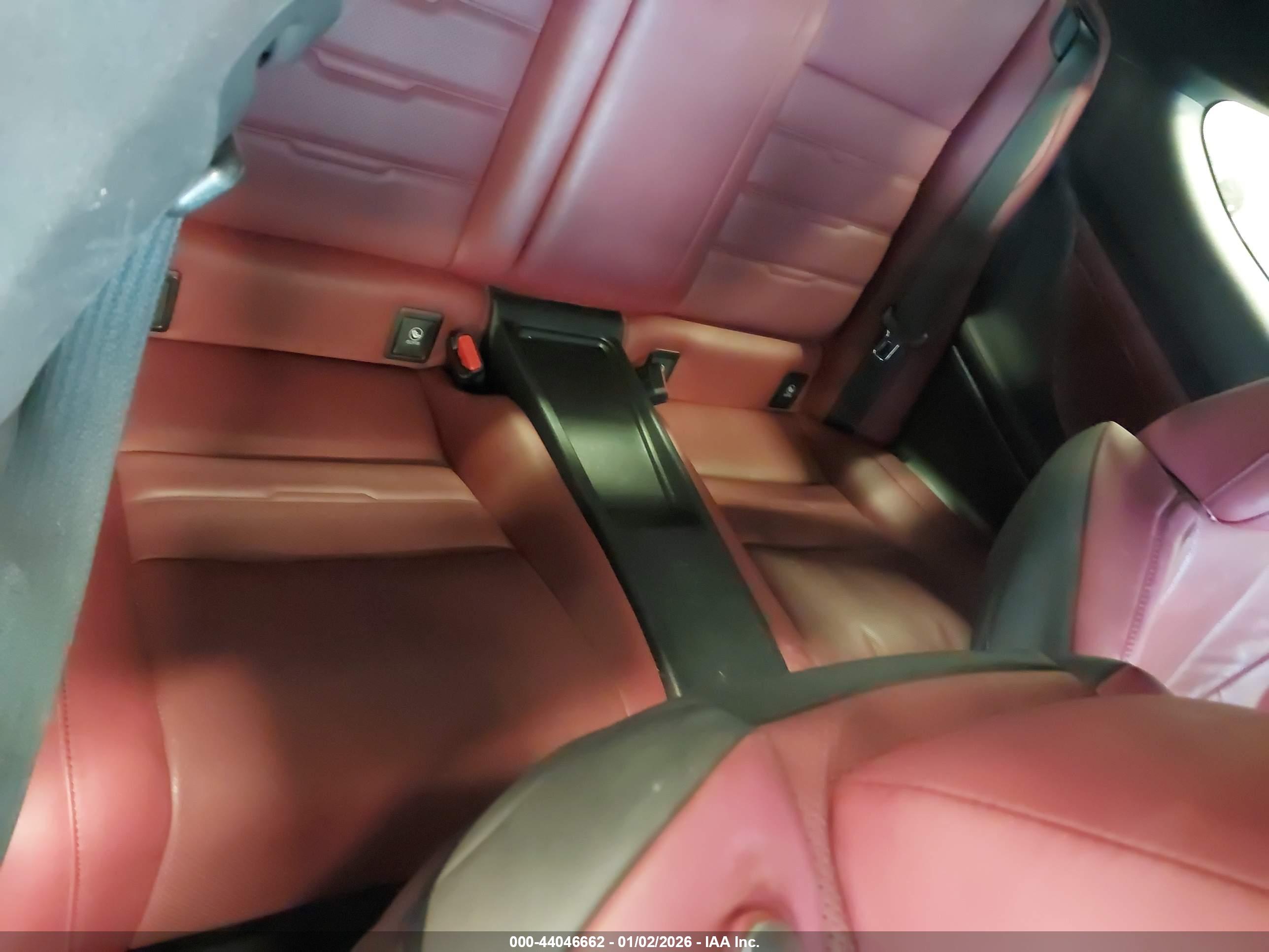LEXUS RC image 8
