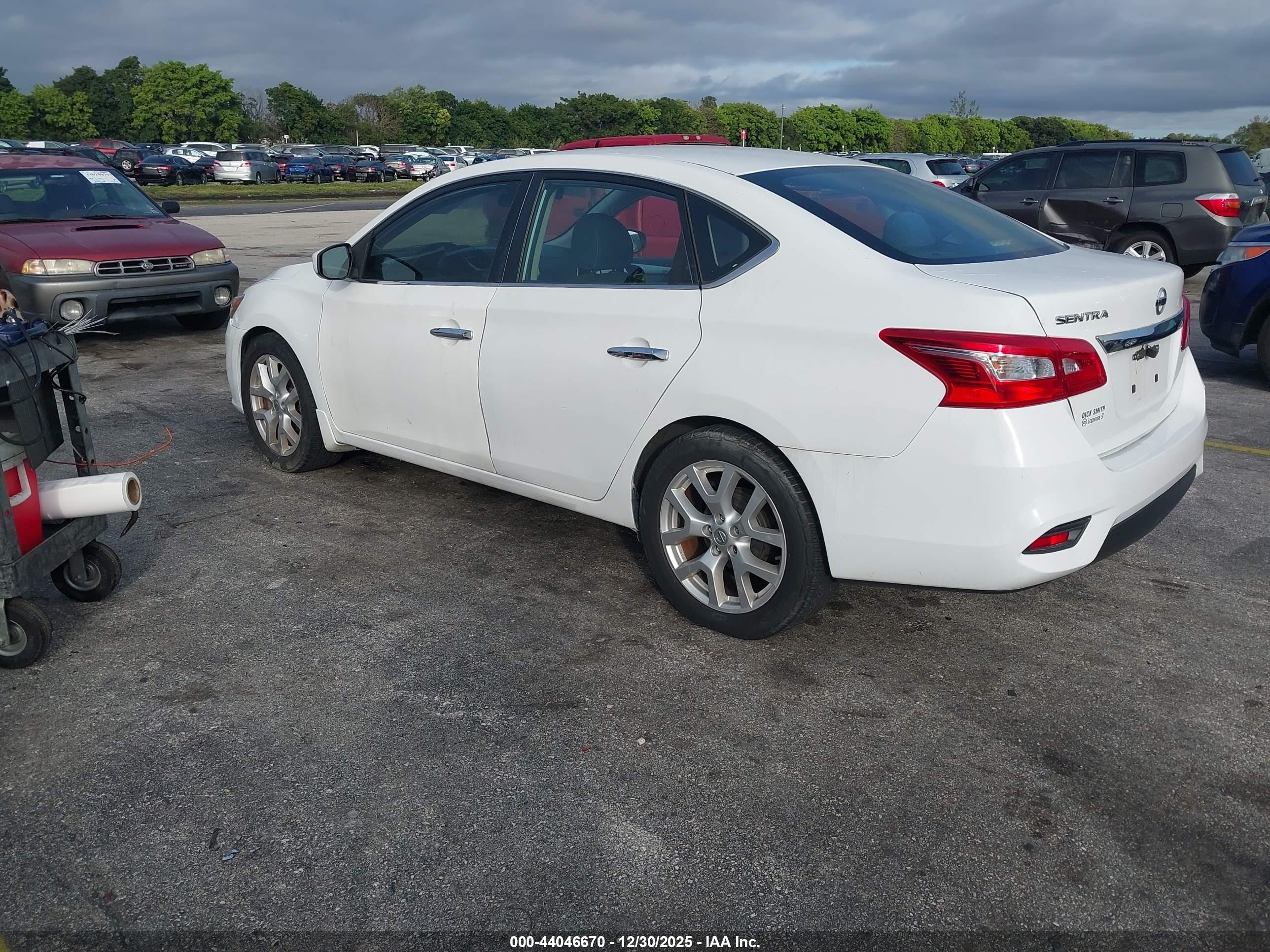 NISSAN SENTRA image 3