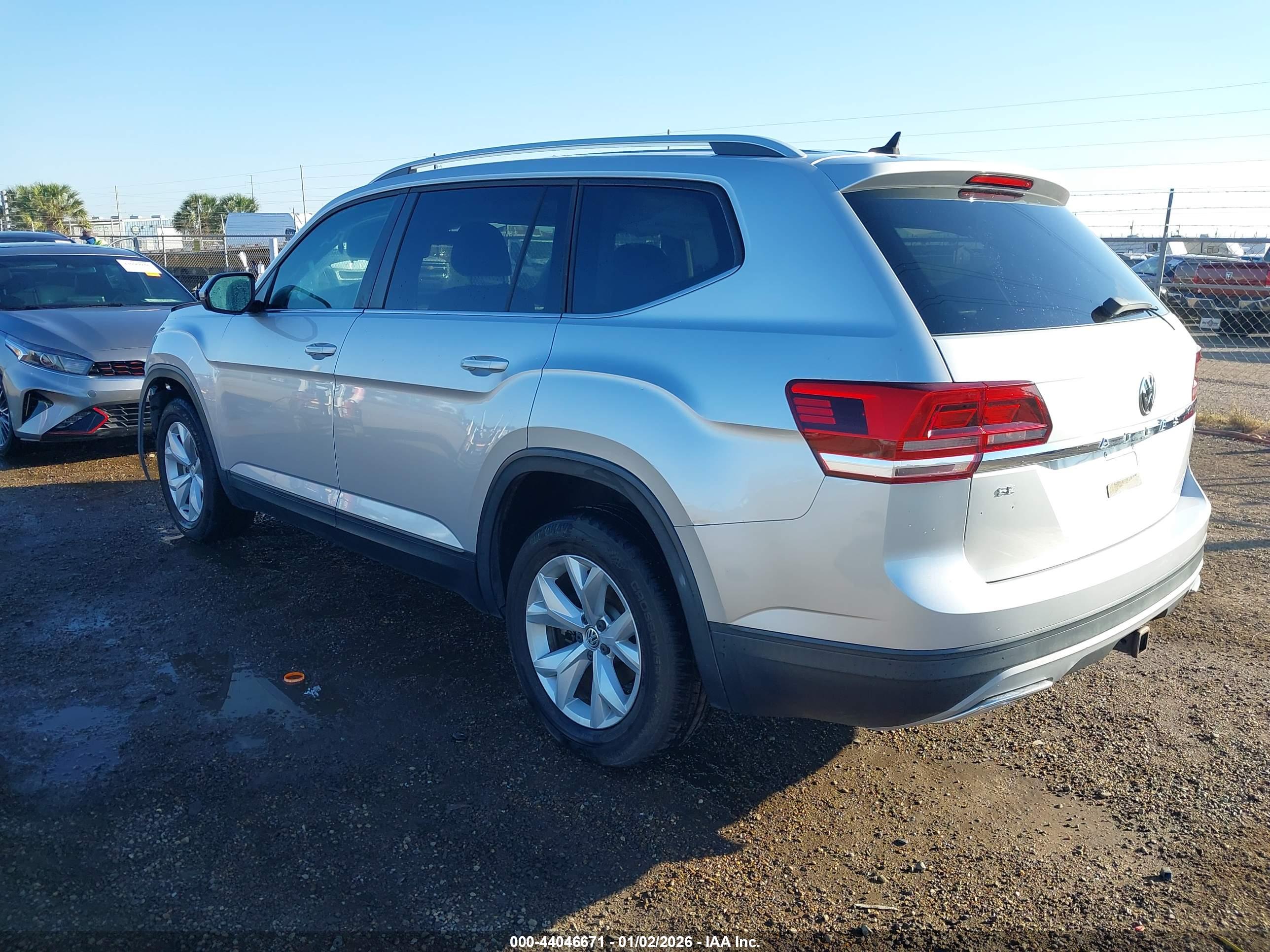 VOLKSWAGEN ATLAS image 3