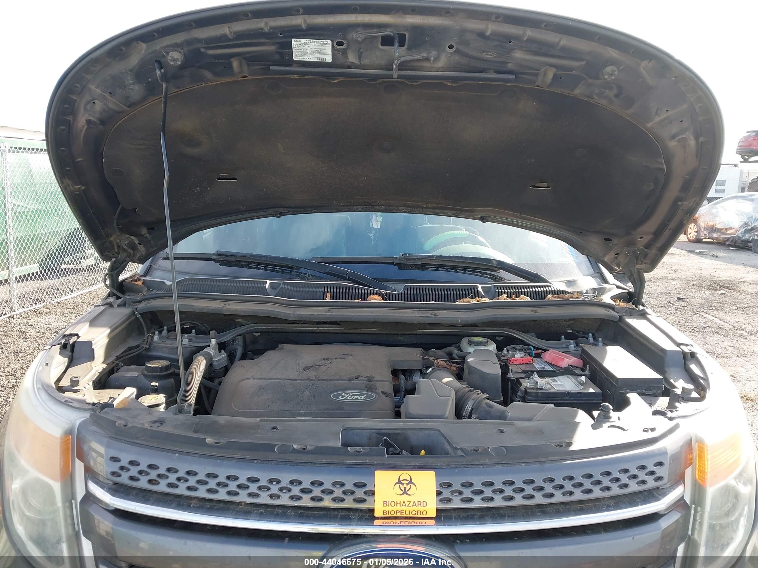 FORD EXPLORER image 10