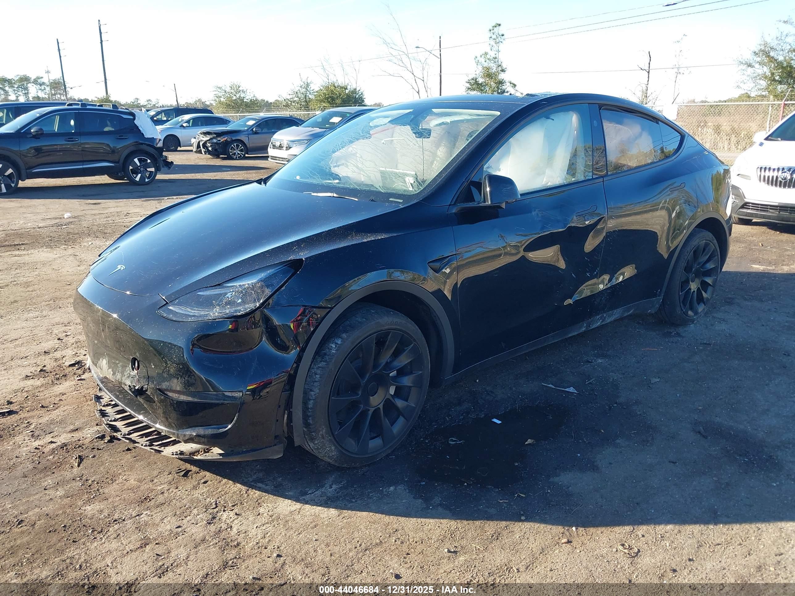 TESLA MODEL image 2