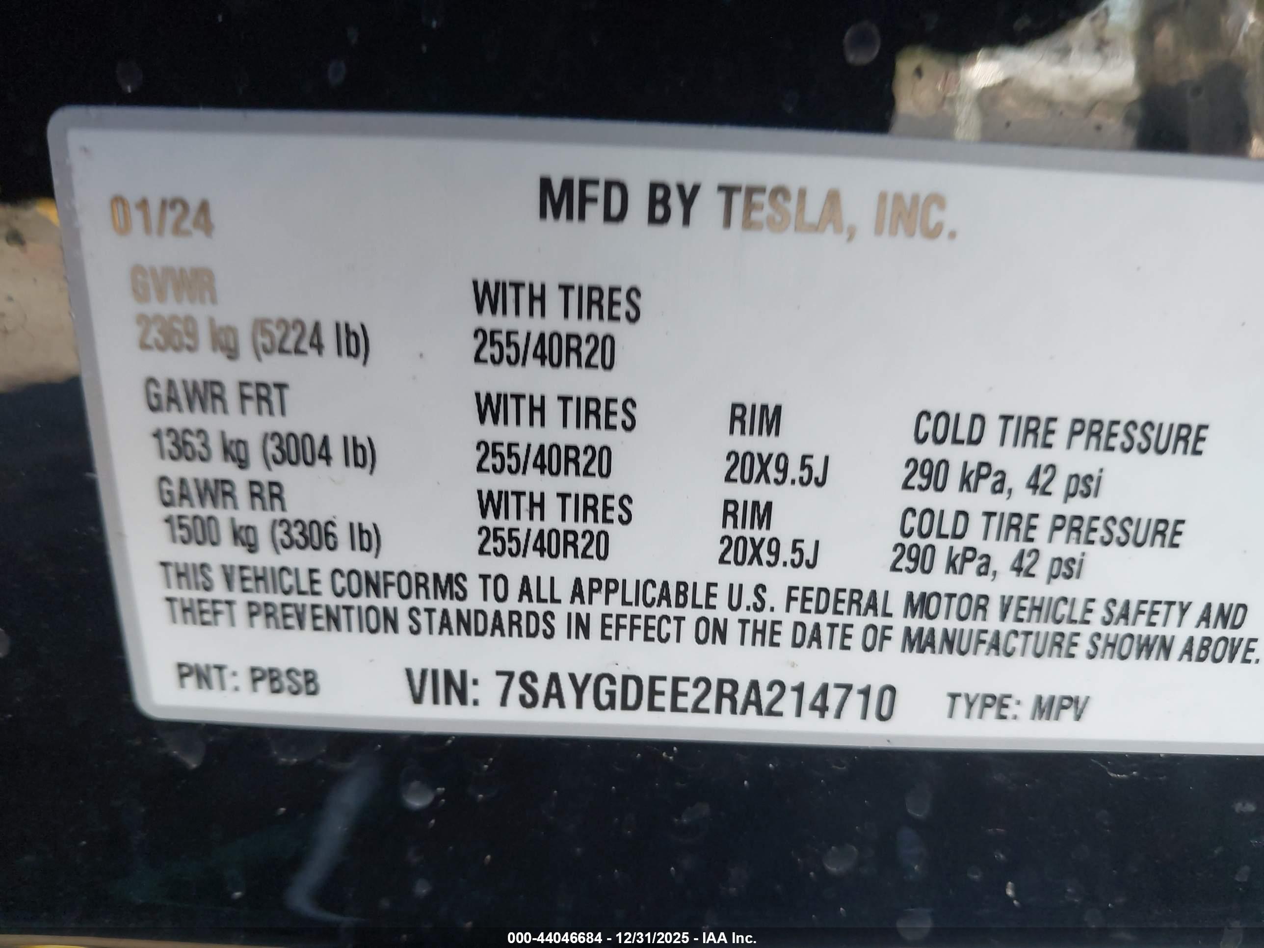 TESLA MODEL image 9