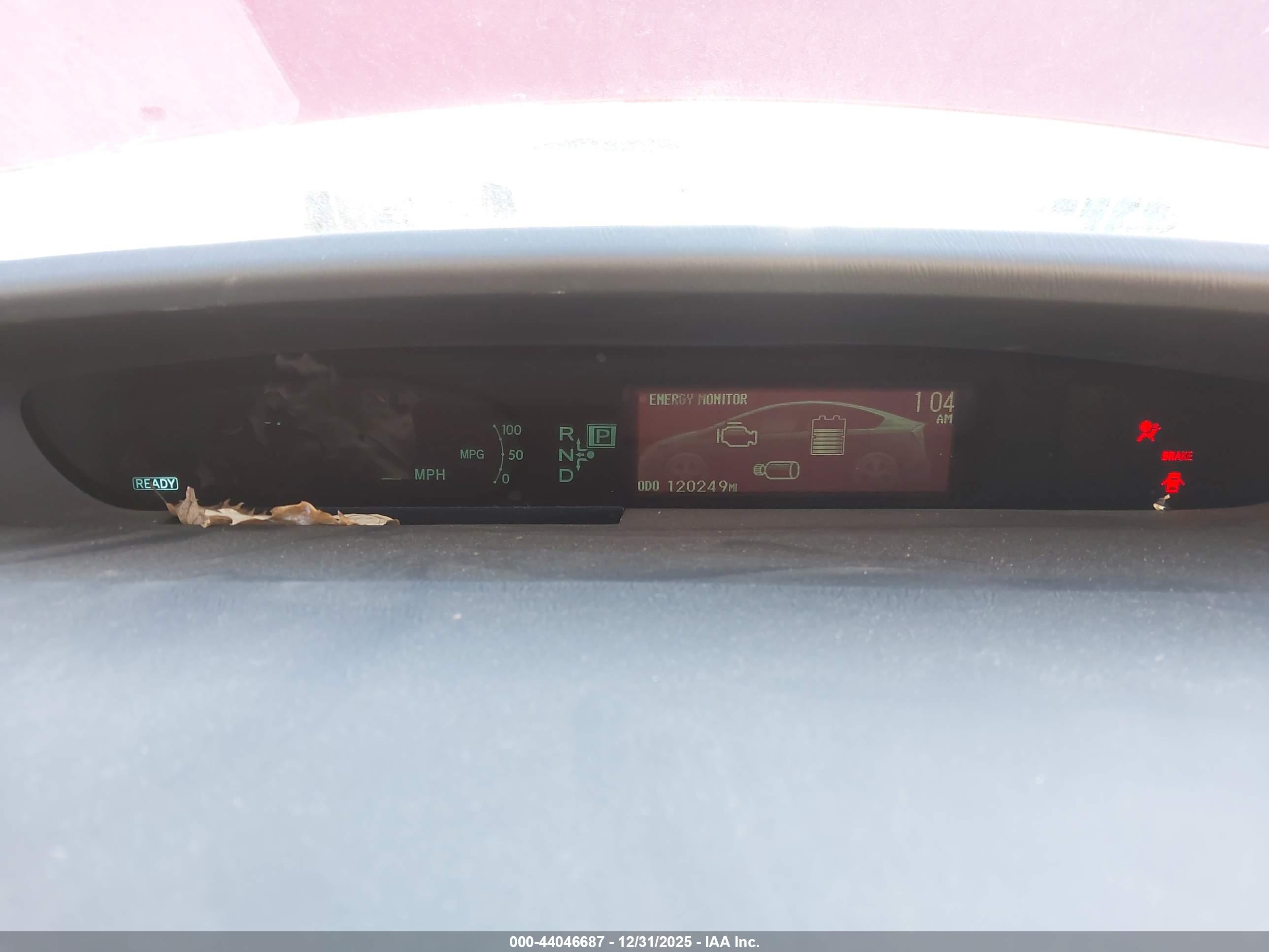 TOYOTA PRIUS image 7