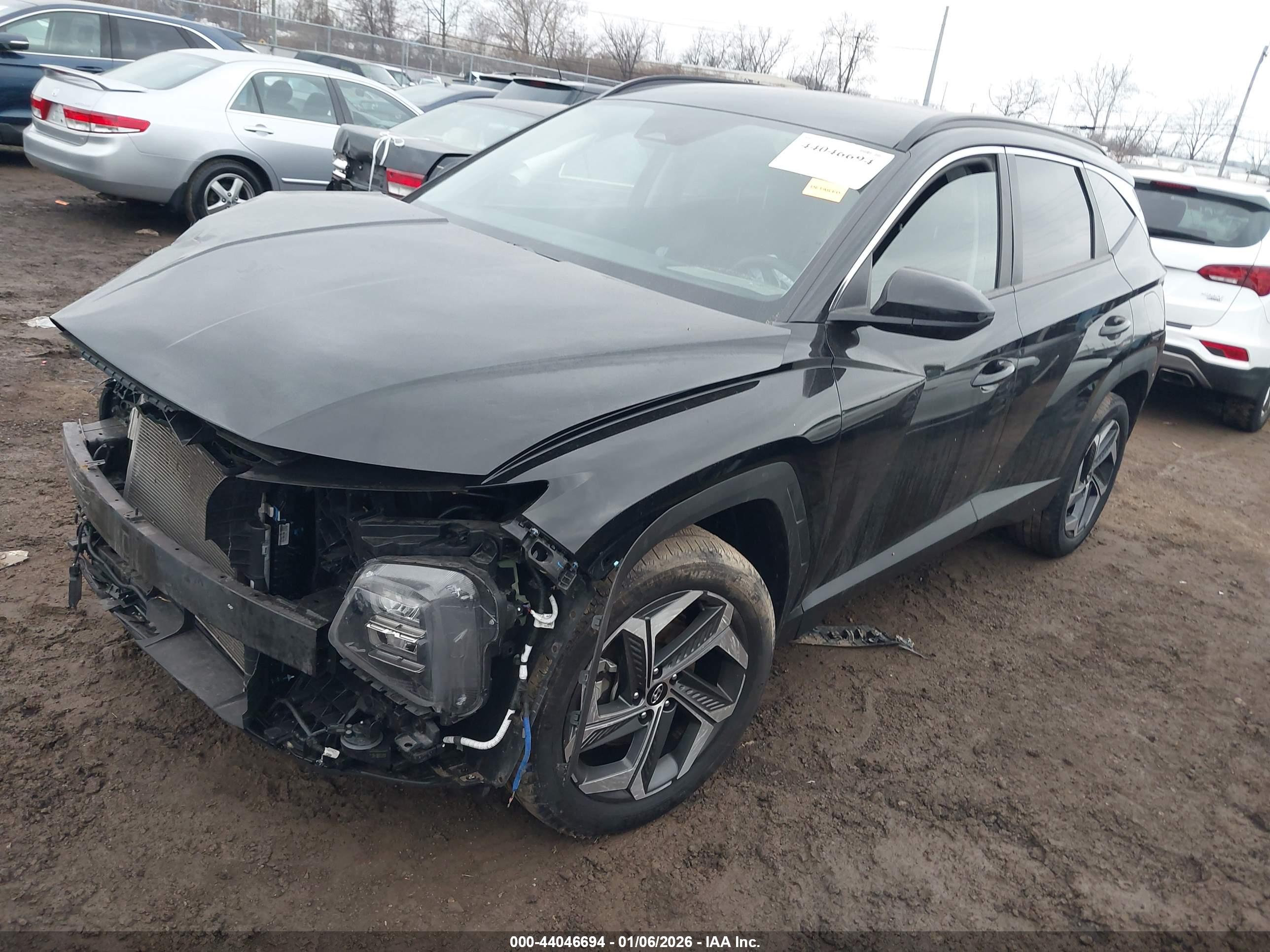 HYUNDAI TUCSON image 2