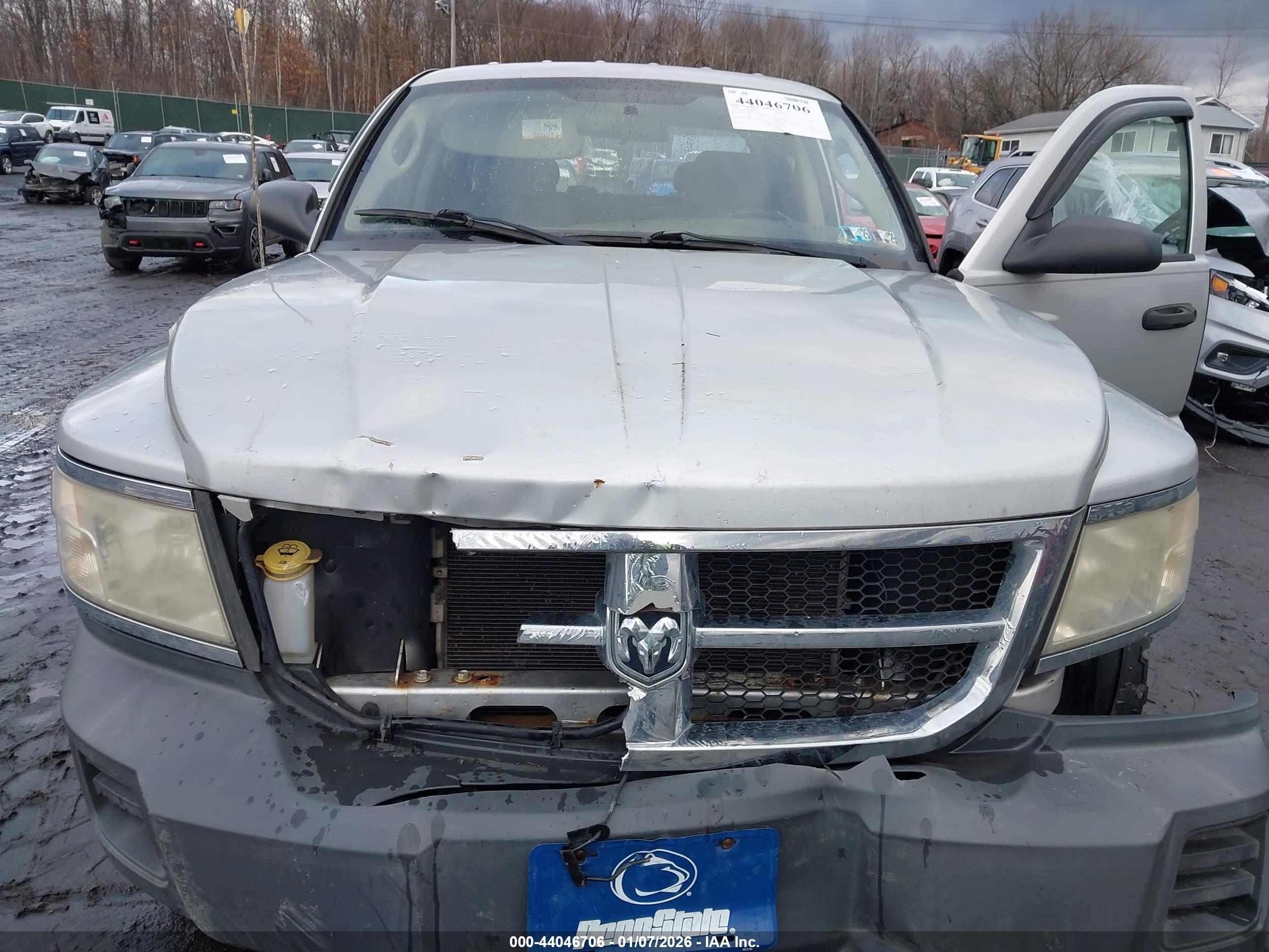 DODGE DAKOTA image 6