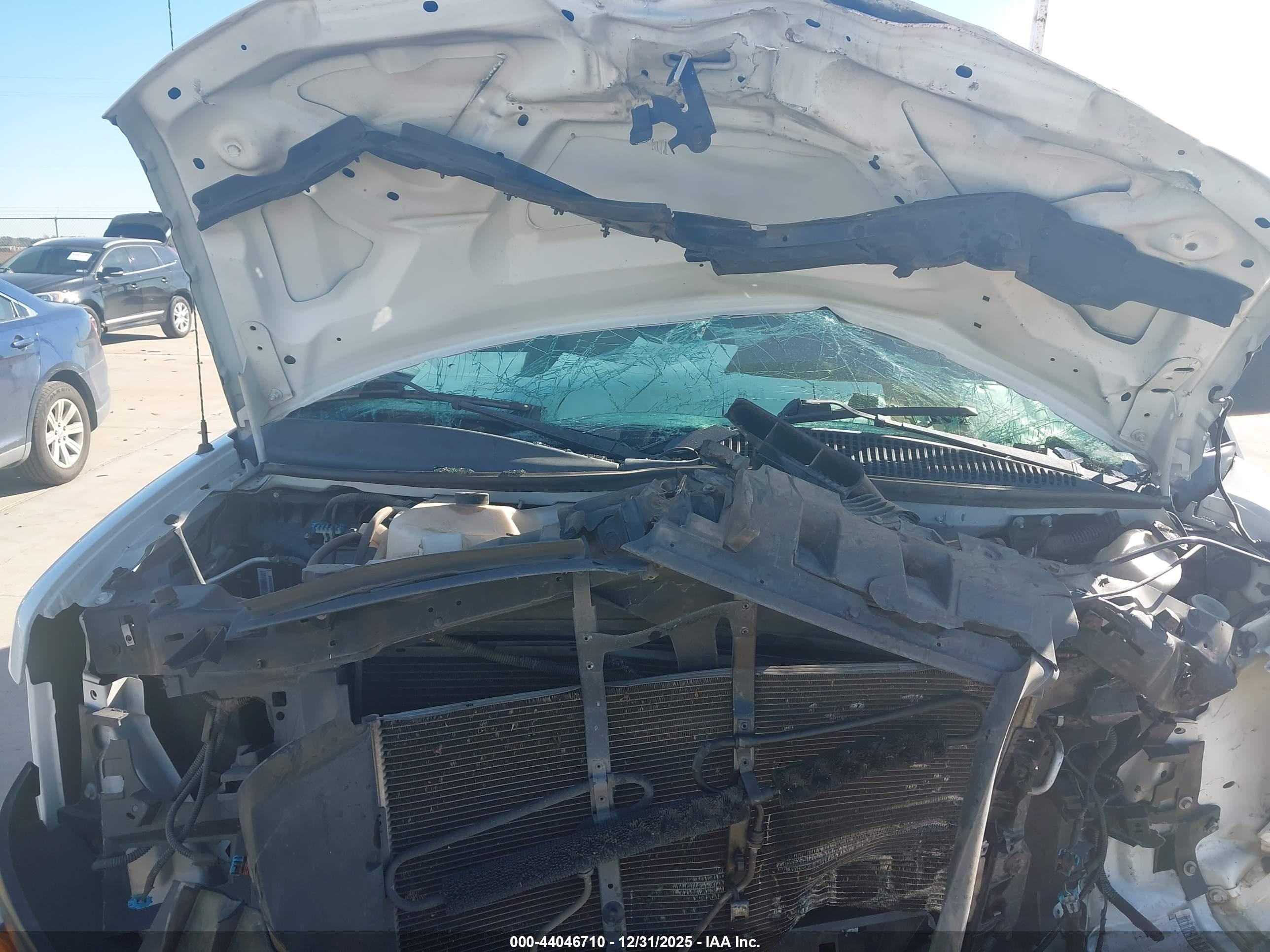 CHEVROLET EXPRESS image 10
