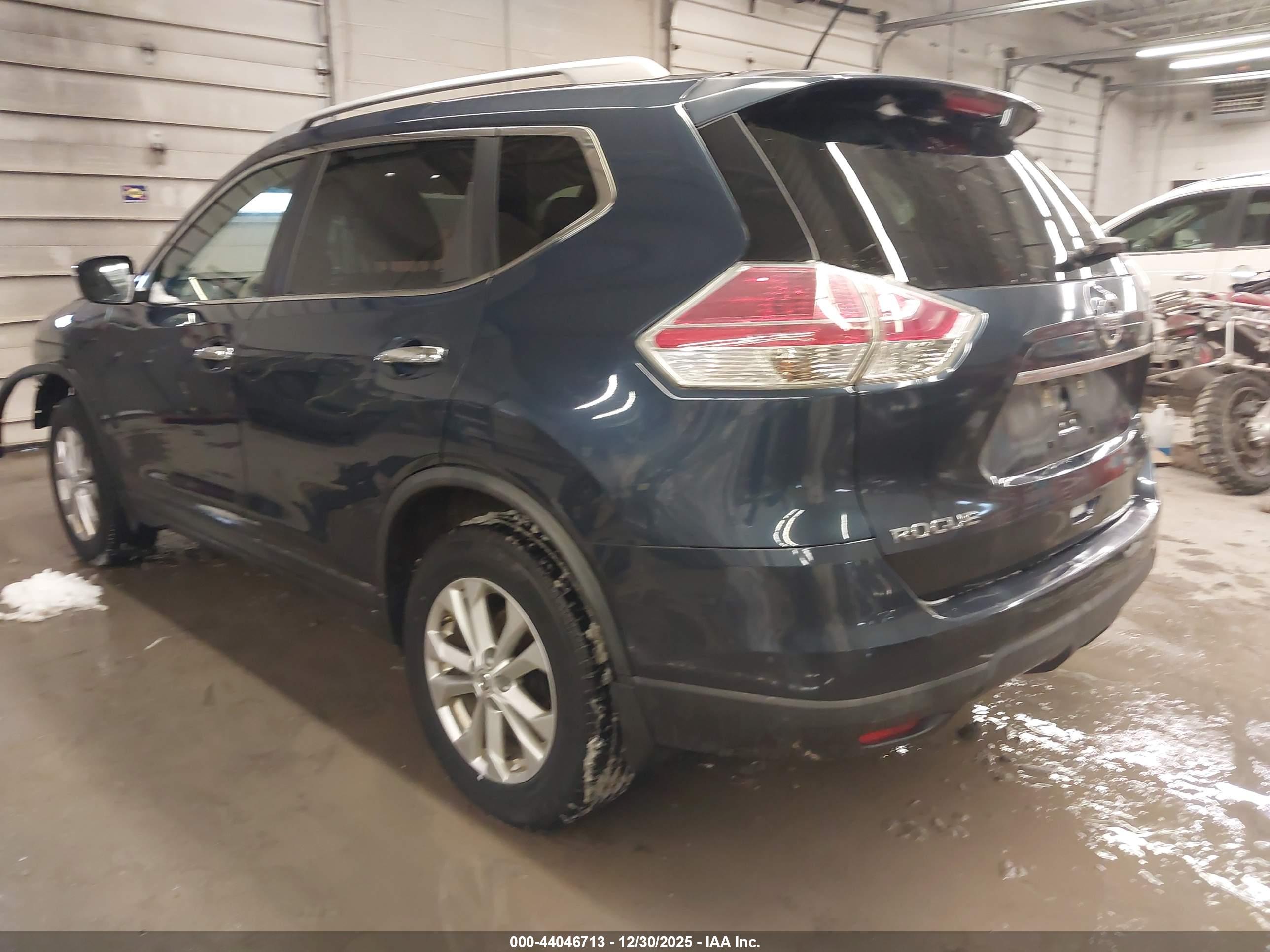 NISSAN ROGUE image 3