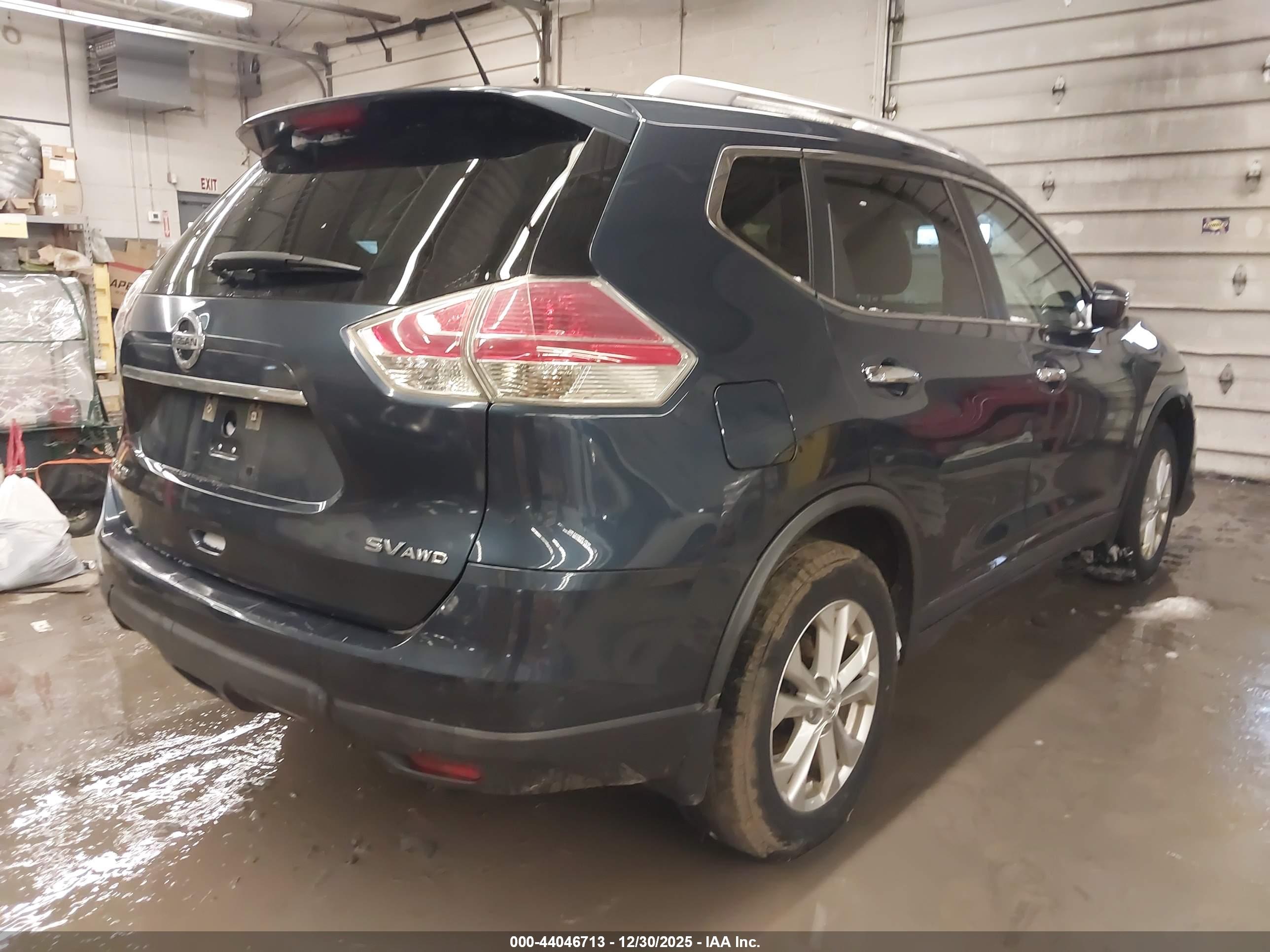 NISSAN ROGUE image 4
