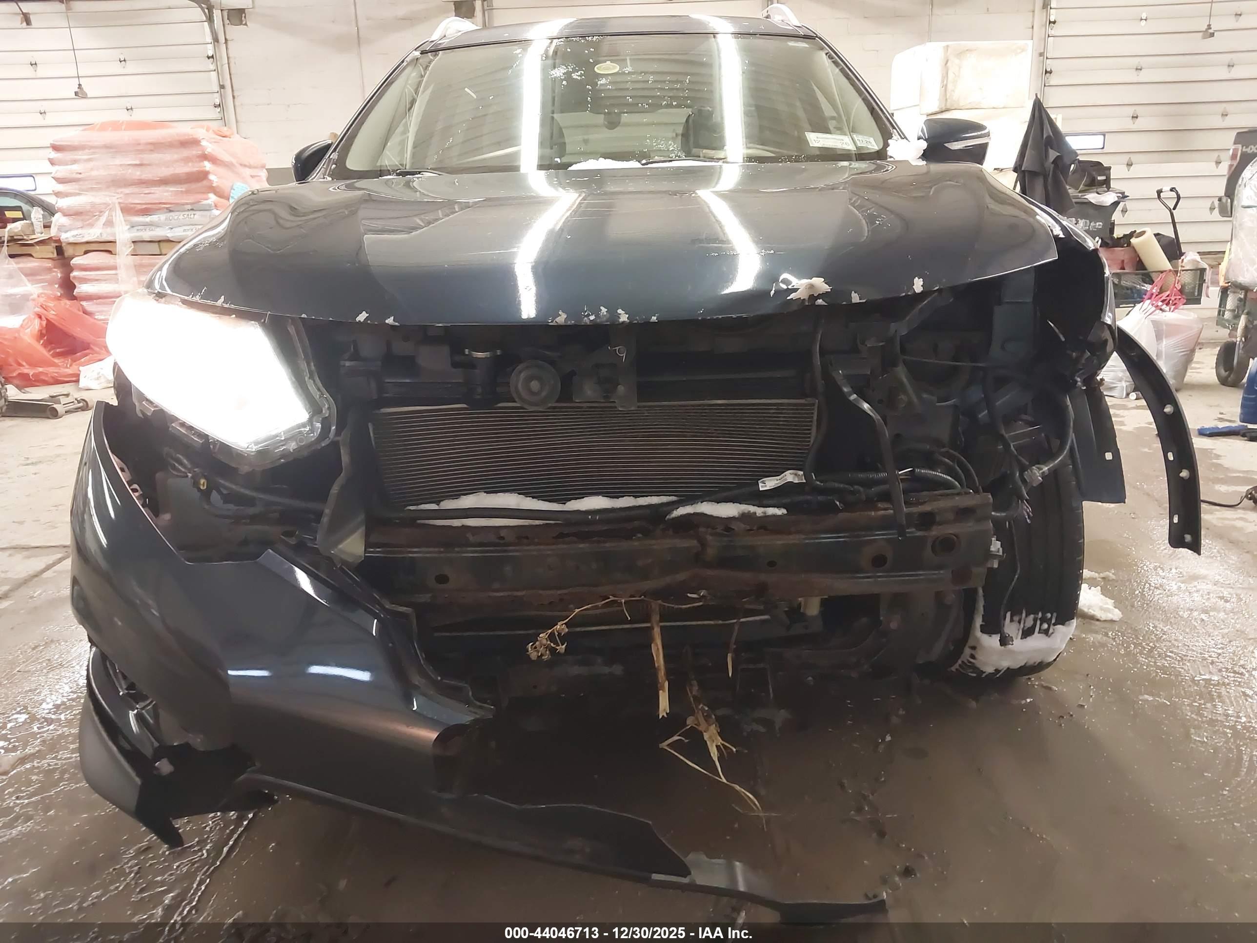 NISSAN ROGUE image 6