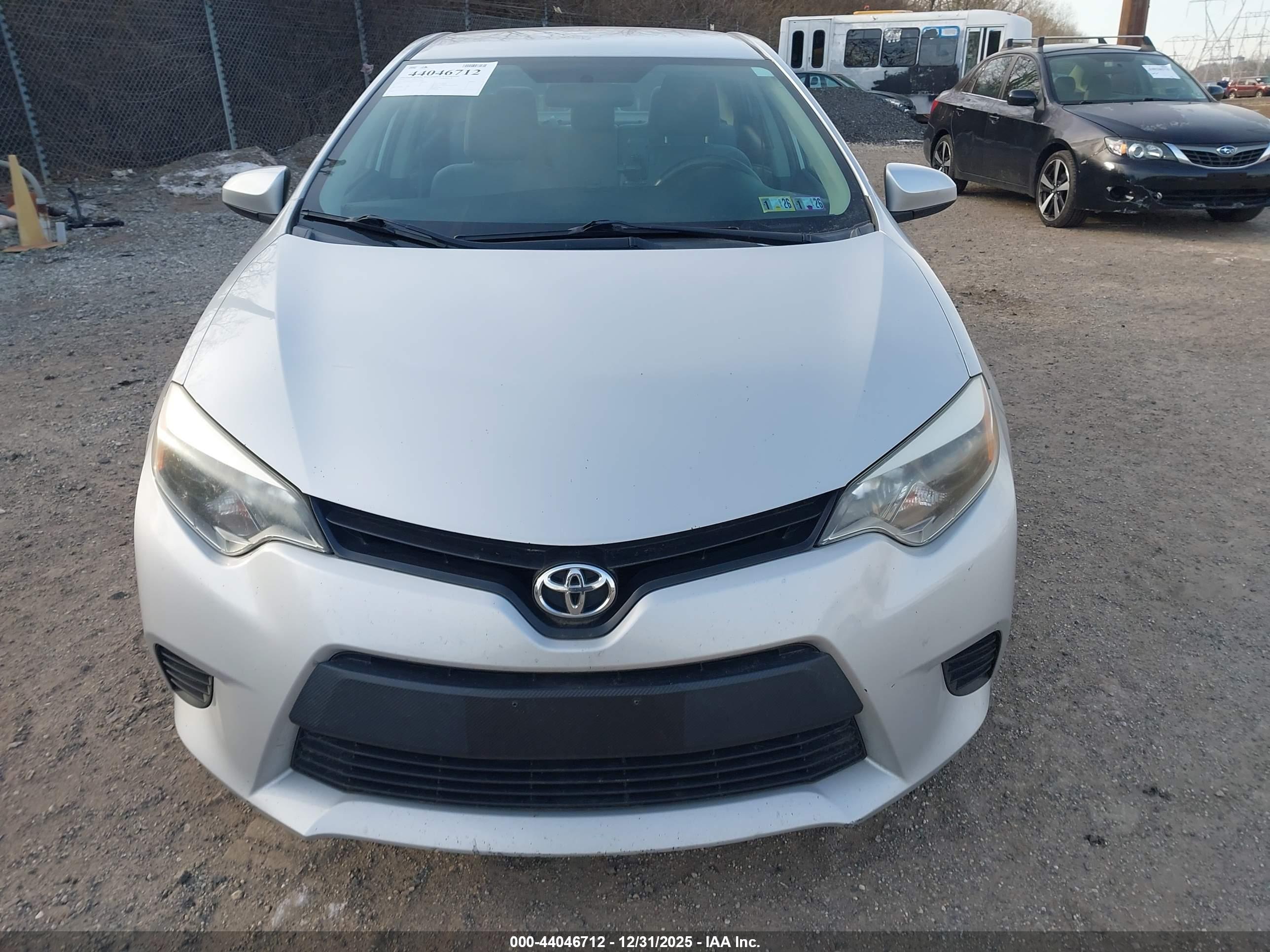 TOYOTA COROLLA image 6