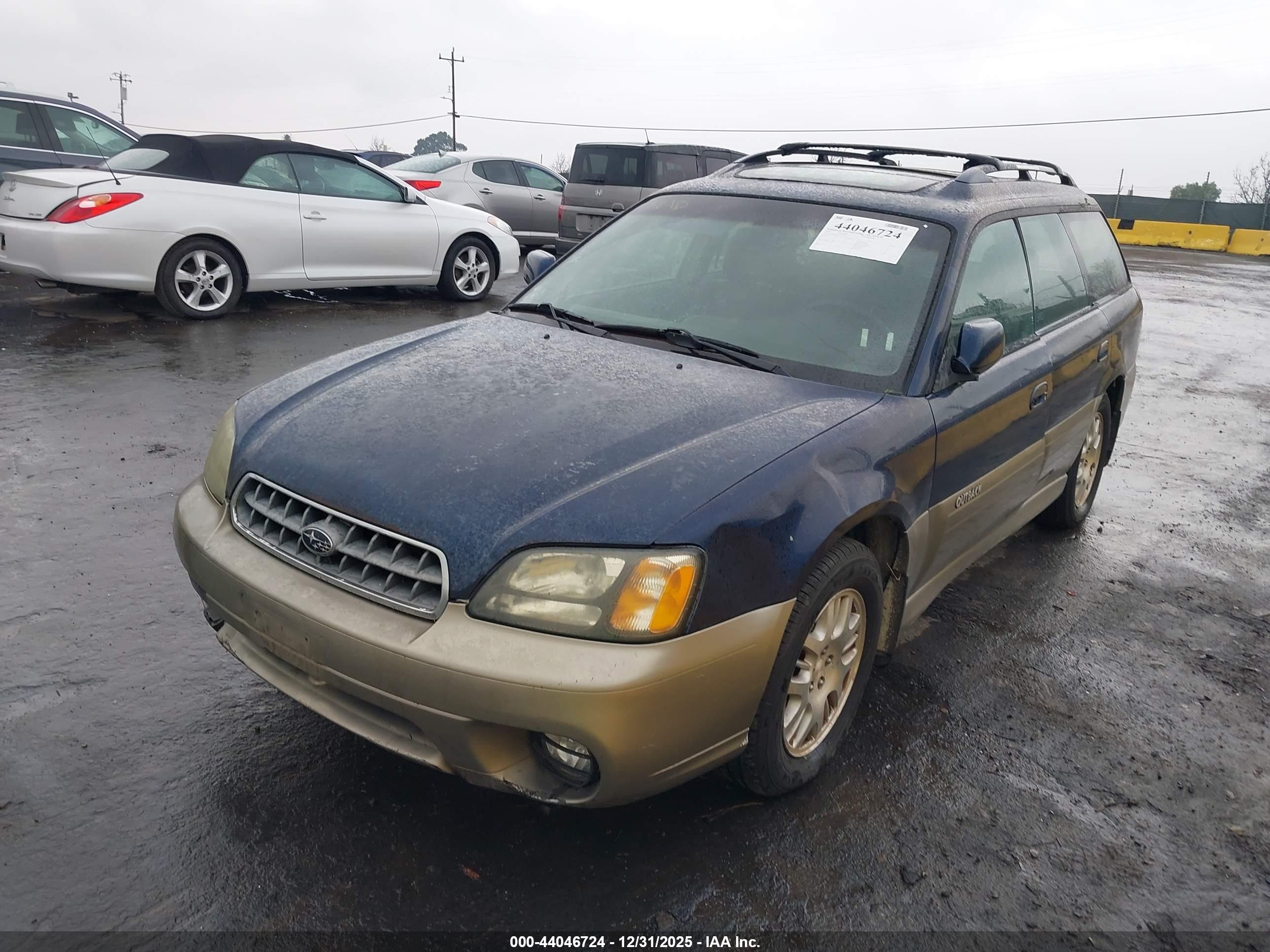 SUBARU OUTBACK image 2