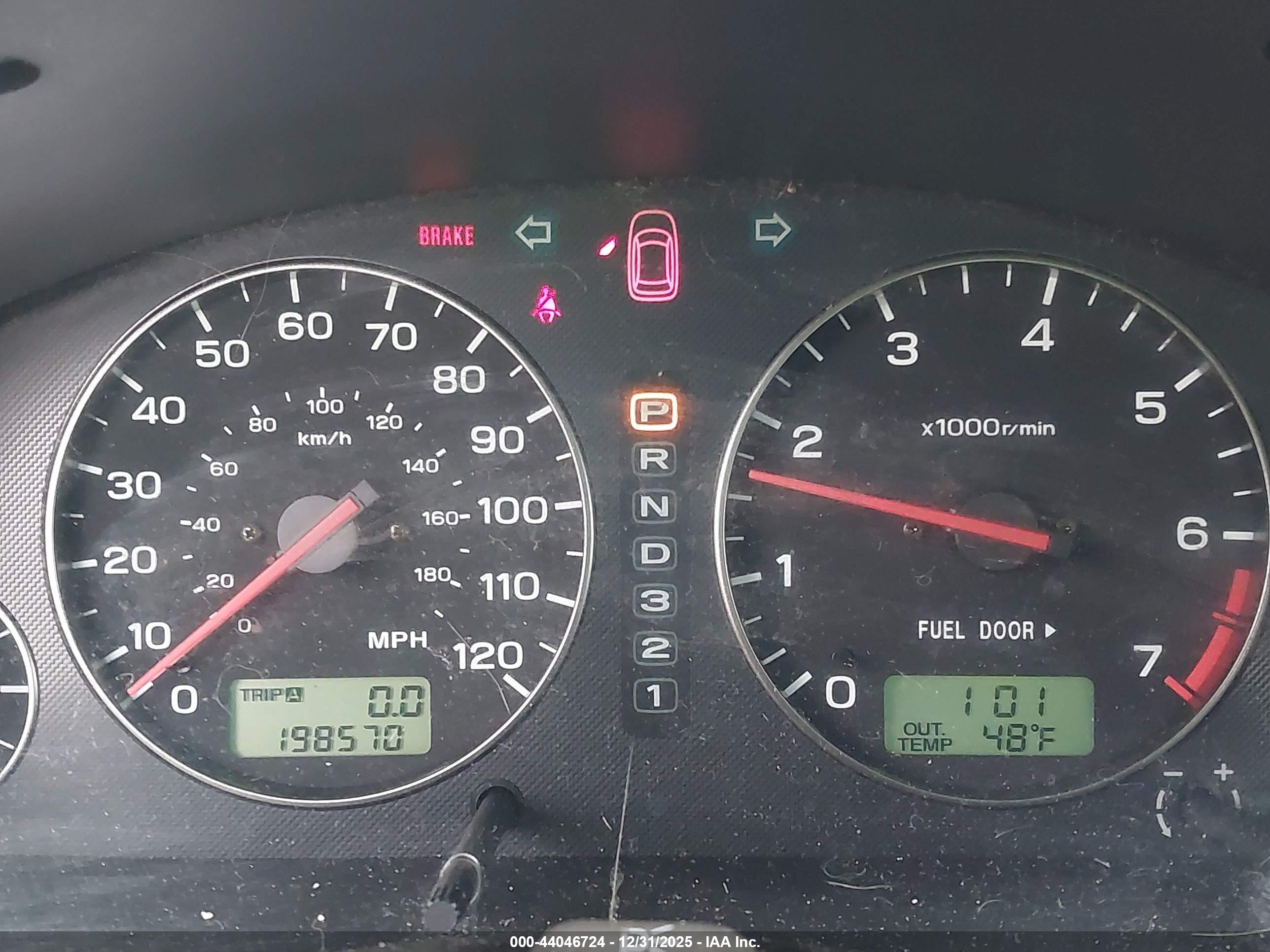 SUBARU OUTBACK image 7