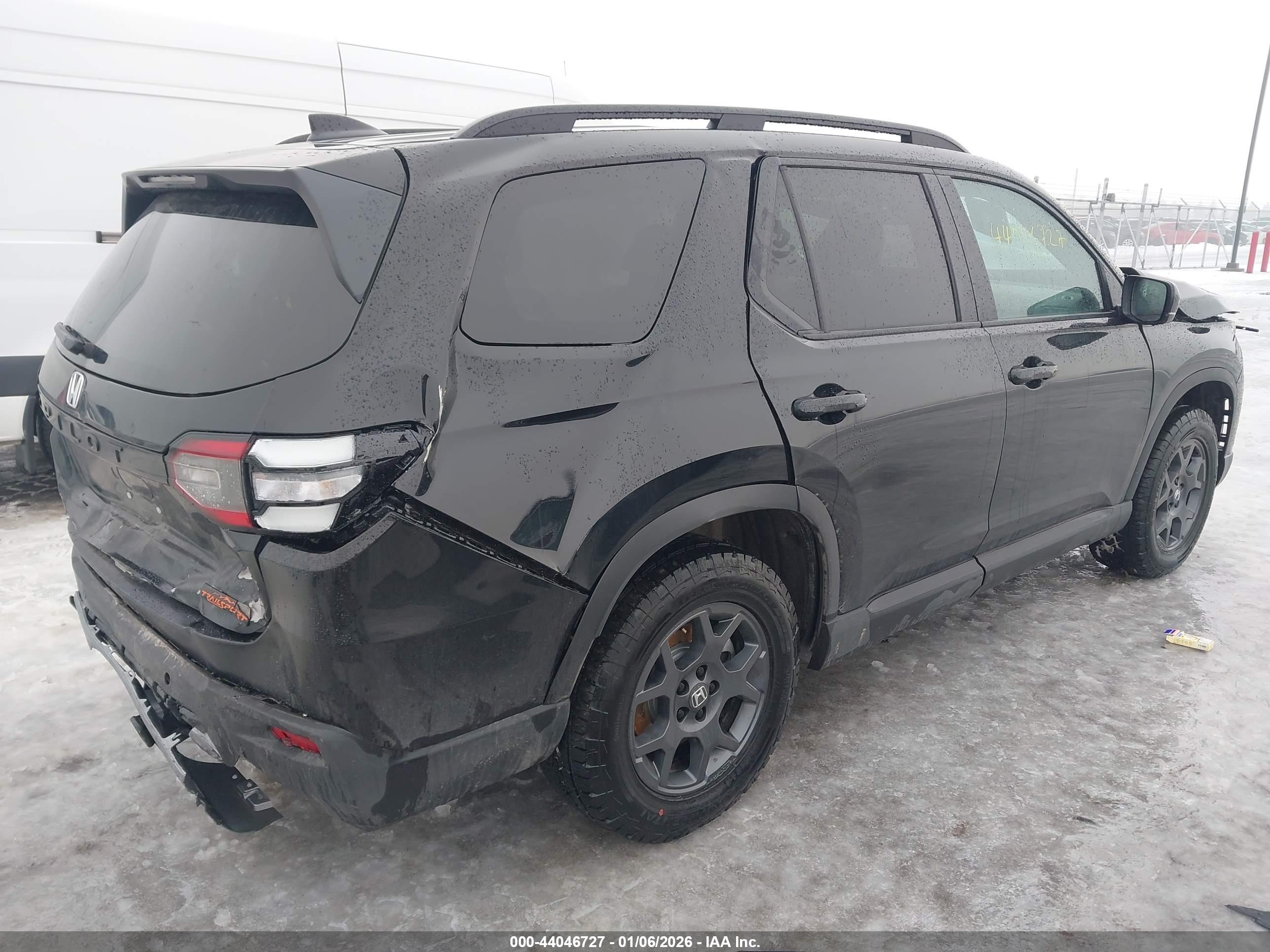 HONDA PILOT image 4