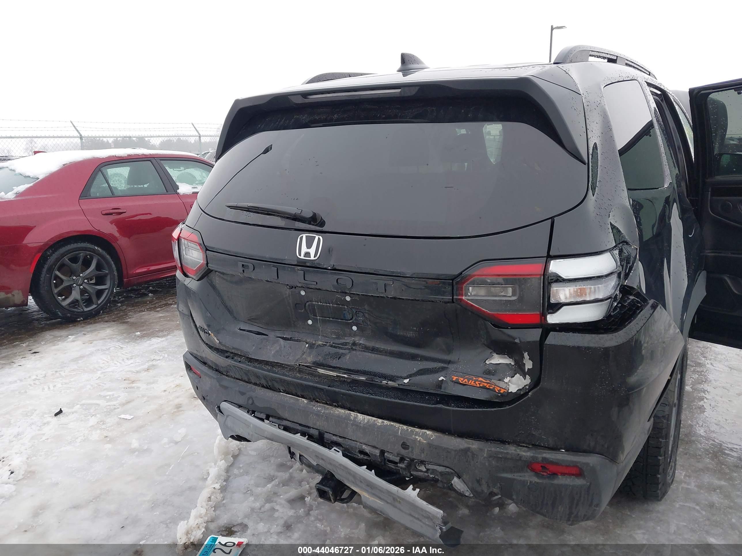 HONDA PILOT image 6