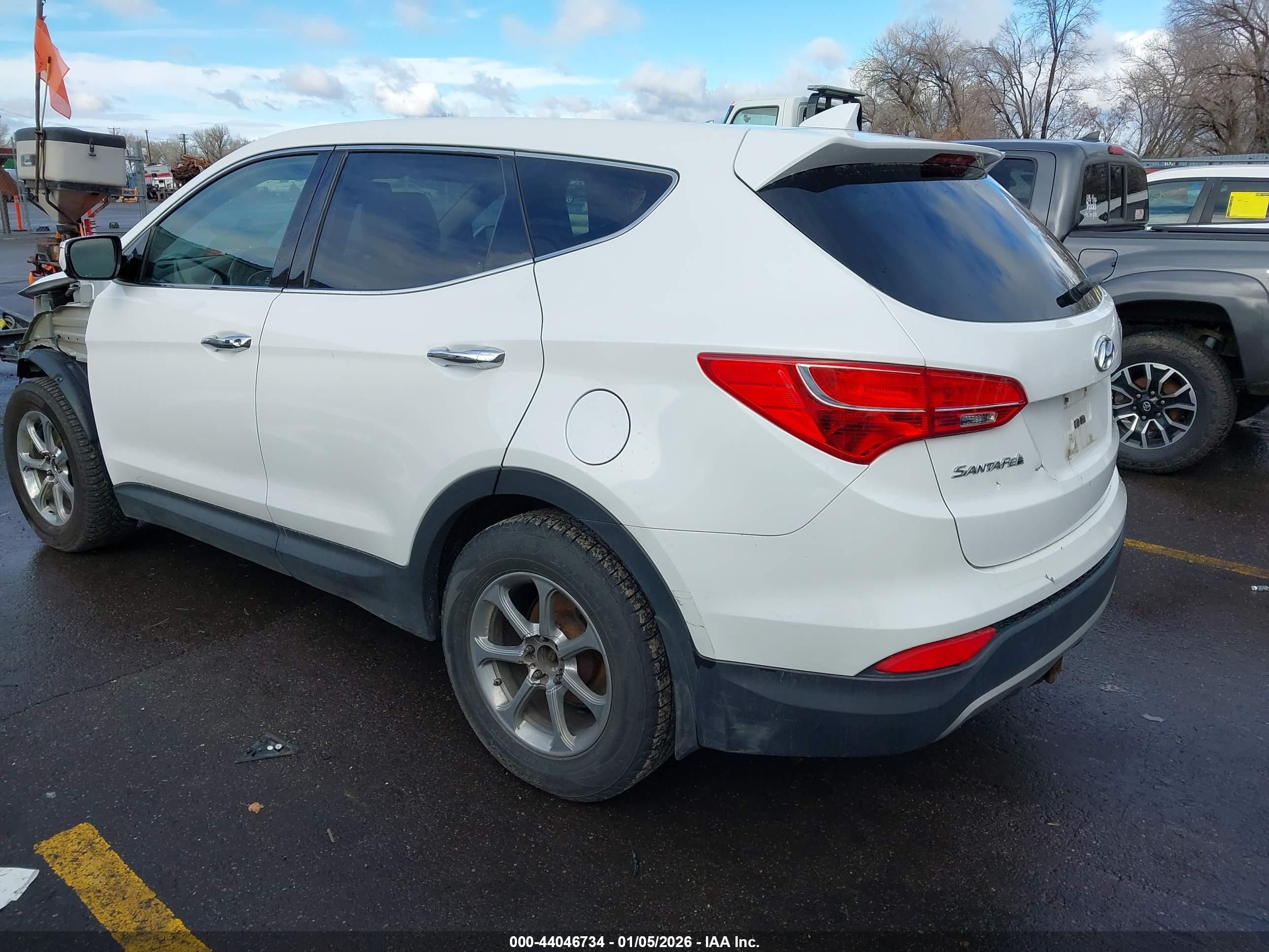 HYUNDAI SANTA image 3