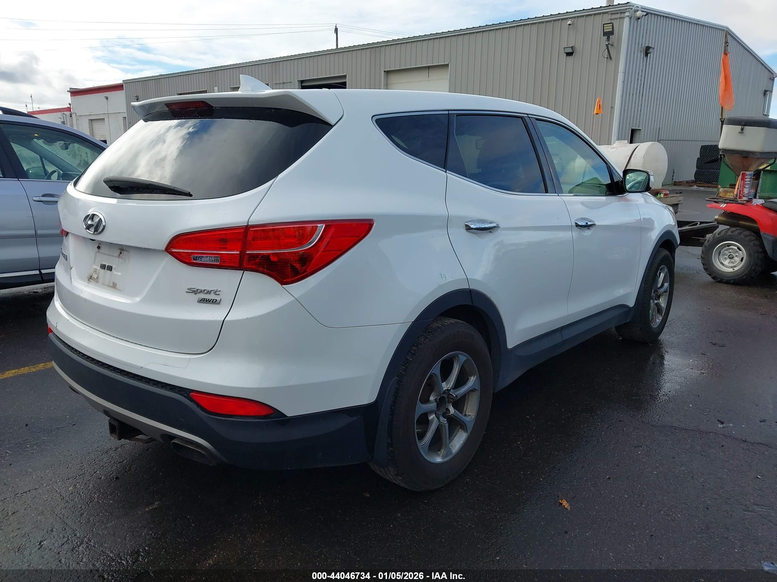 HYUNDAI SANTA image 4