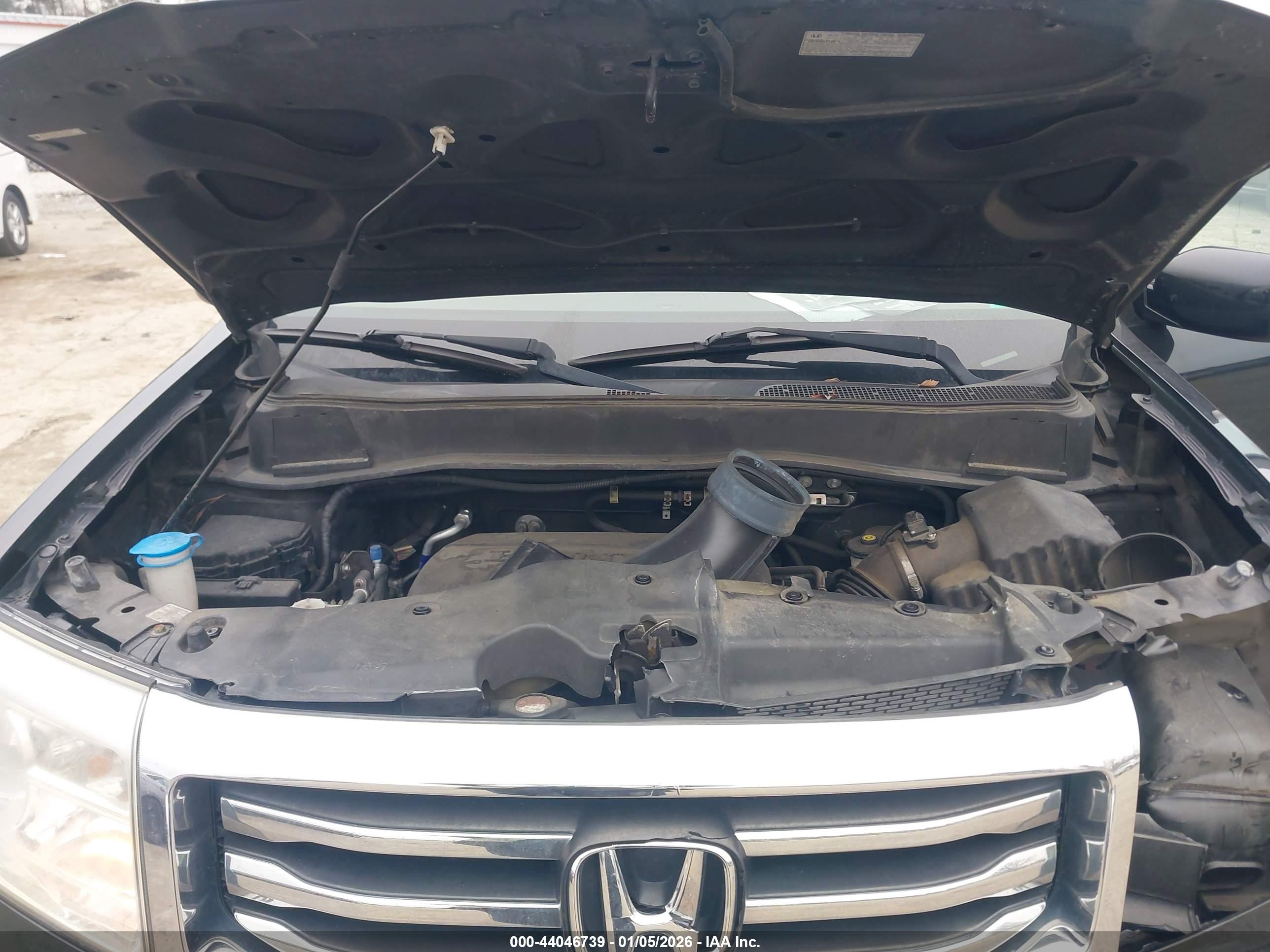 HONDA PILOT image 10