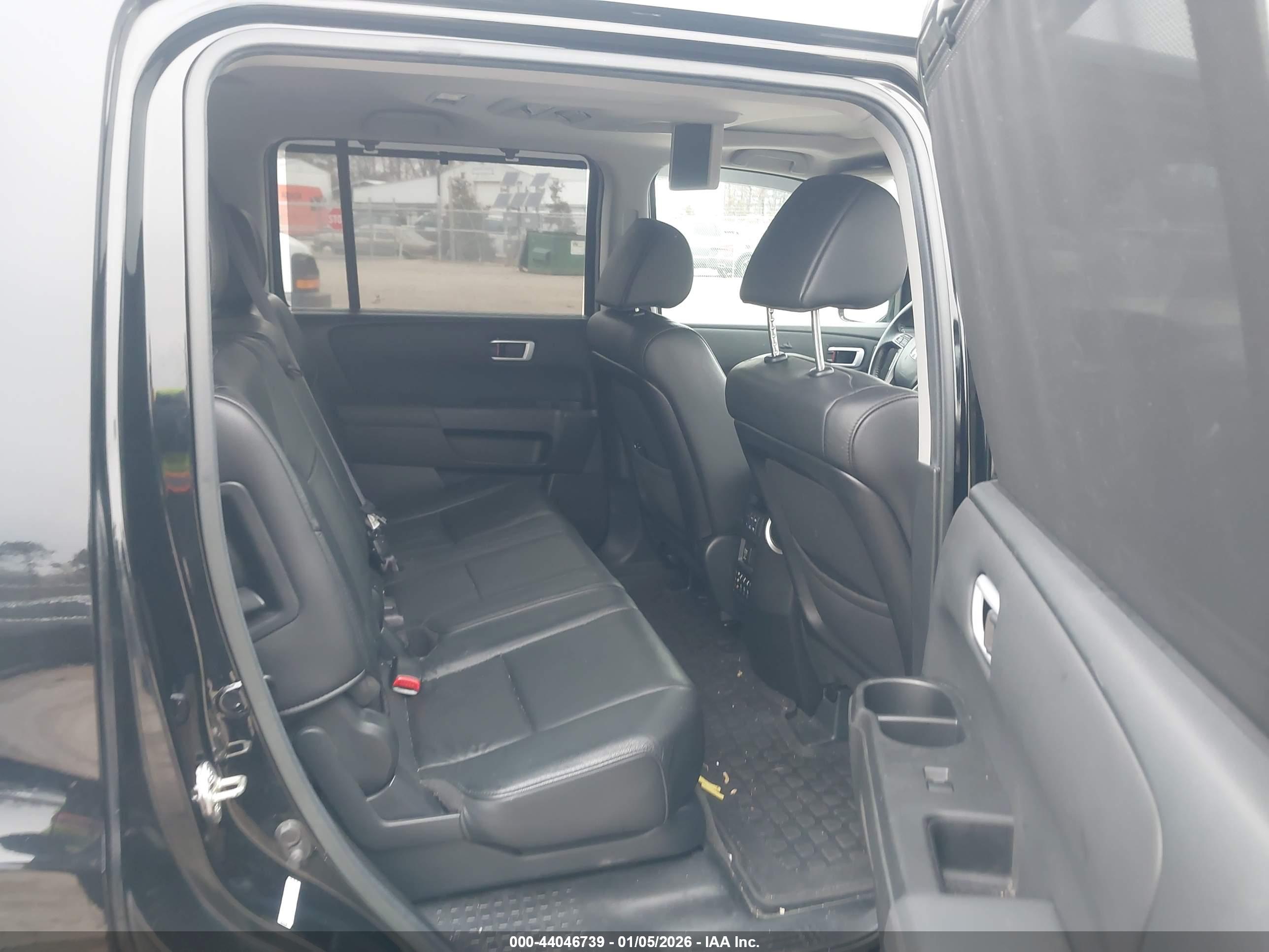 HONDA PILOT image 8