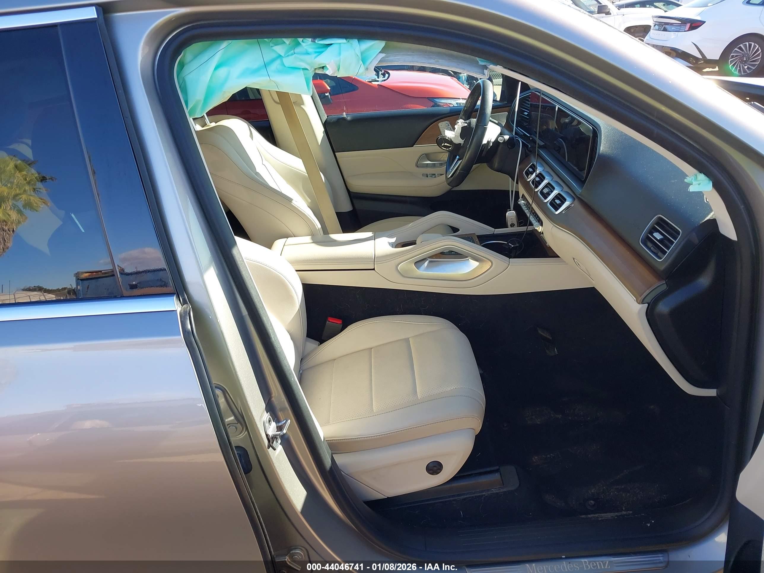 MERCEDES-BENZ GLE image 5